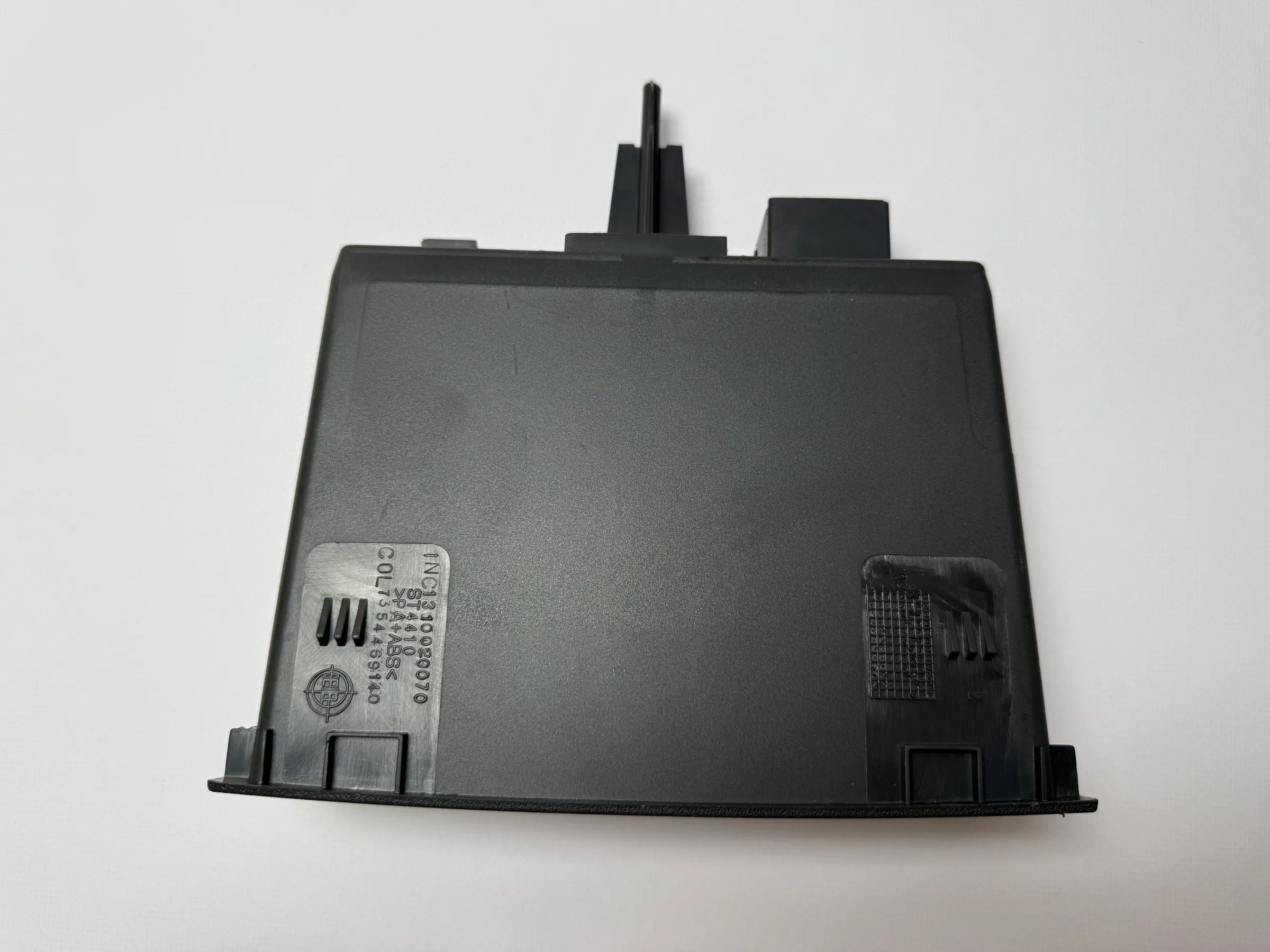 Orijinal Fiat Ducato Merkezi Saklama Gözlüğü 7354469140 / 1310020070