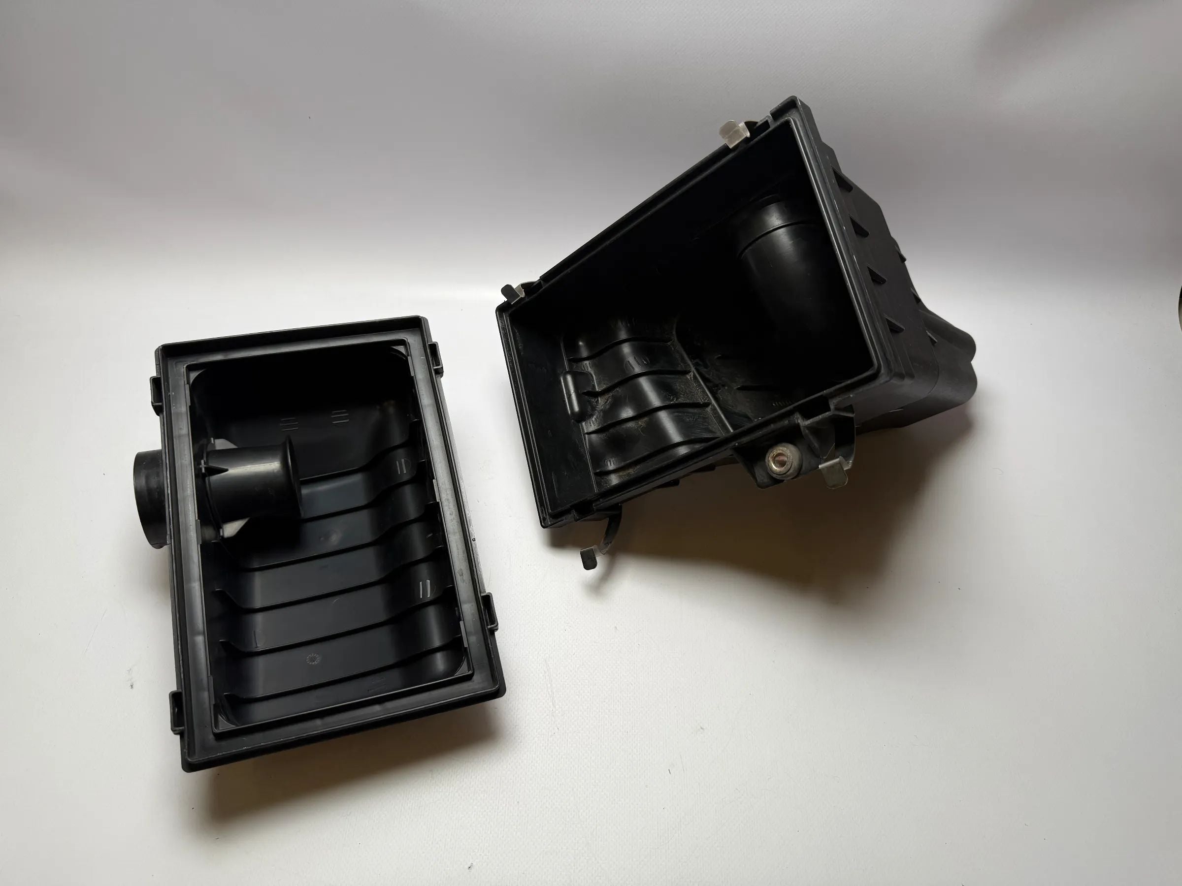 Originele Opel Agila A Luchtfilterkast Luchtfilterhuis 09204631