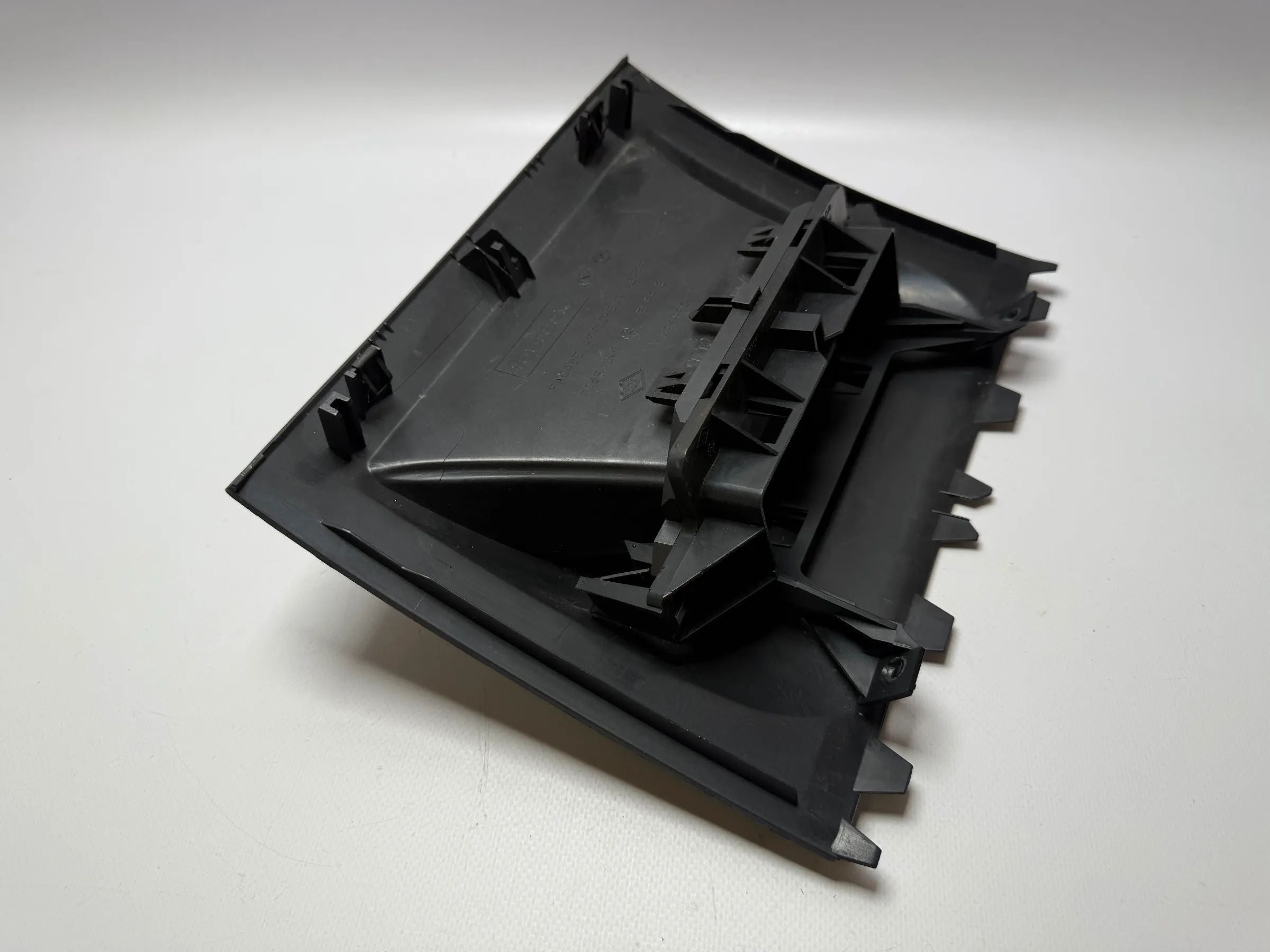 Original Renault Megane II Cabrio Display Blende (Vorderteil) 82000078979