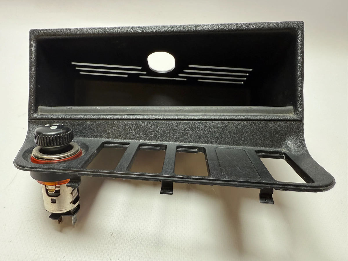 Original BMW E36 Berlina Compartimento con Encendedor de Cigarrillos 1977231