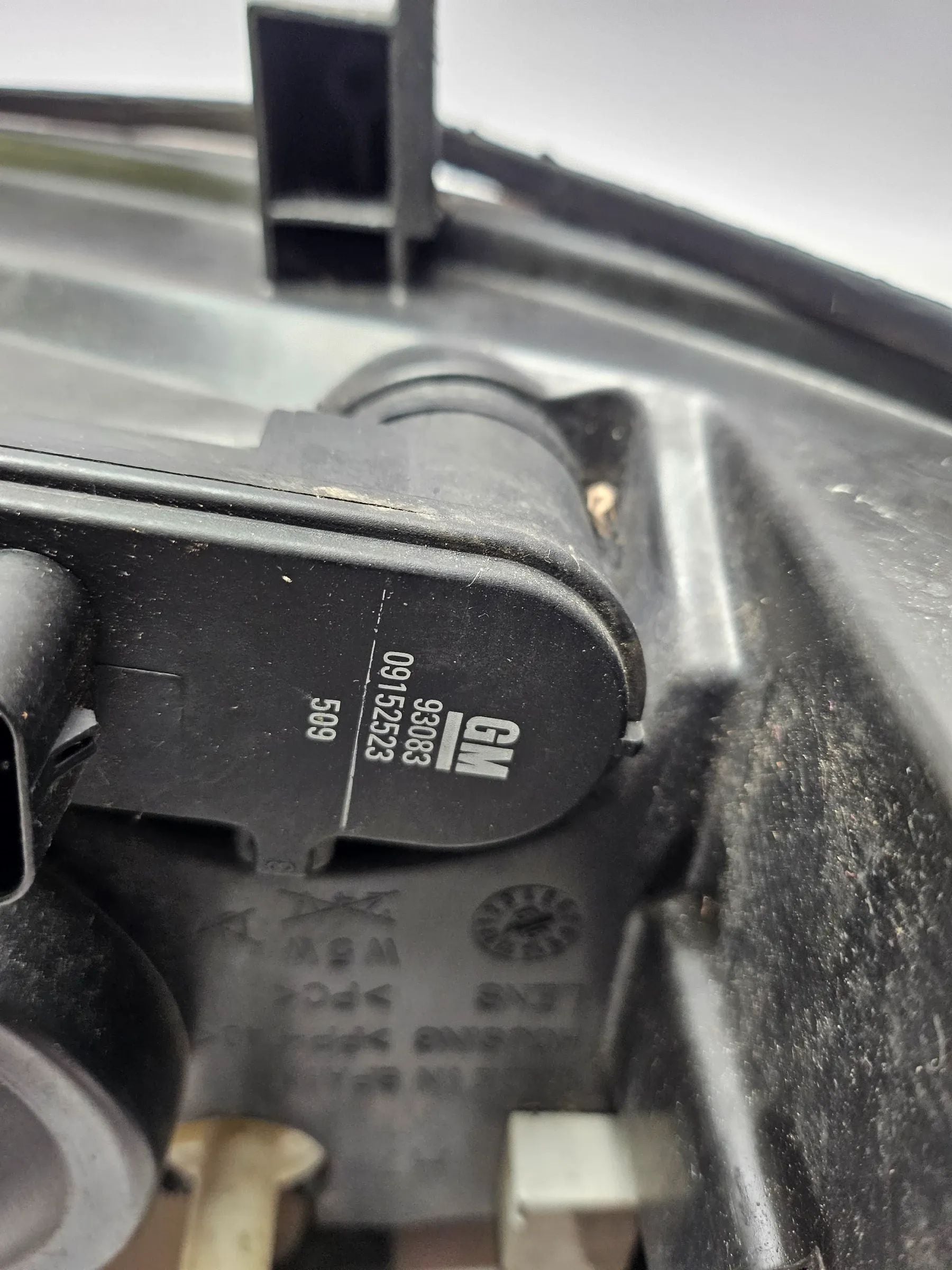 Originele 99-02 Opel B Vectra Koplamp Halogeen Voor Links met LWR 90586844