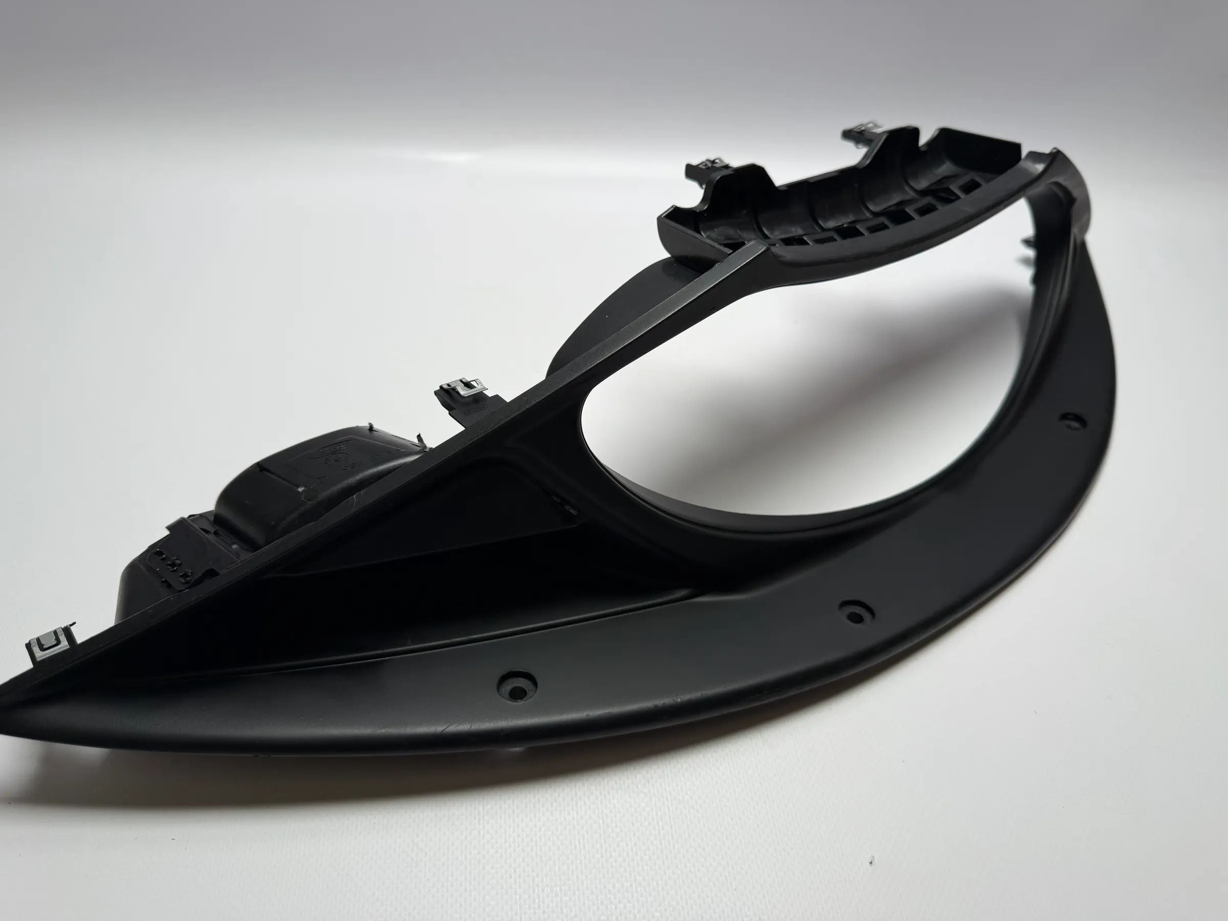 Original Ford Focus 1 speedometer frame cover 98AB10K947CFW / 98AB10K947CEW 