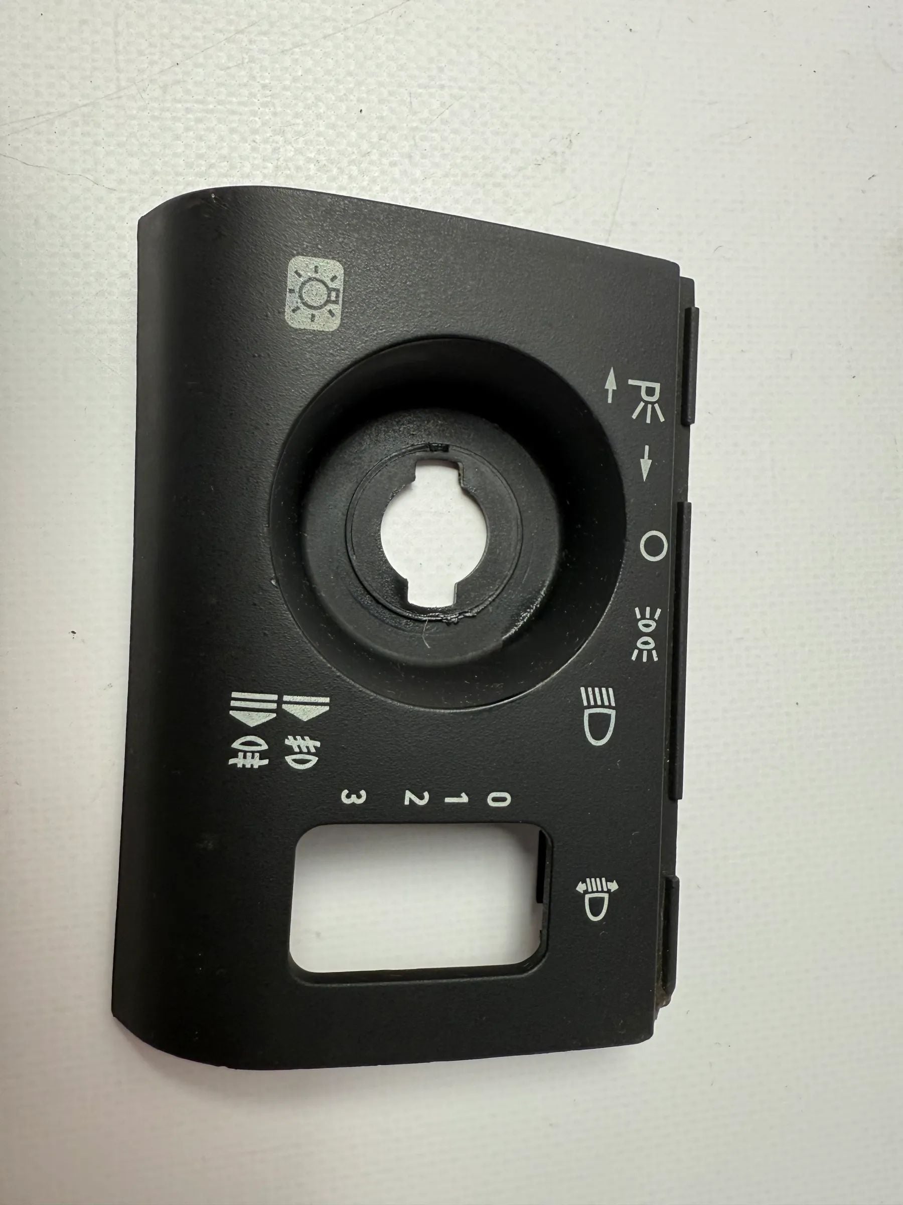 Original Mercedes Benz Moldura de Interruptor de Luz 2026890280