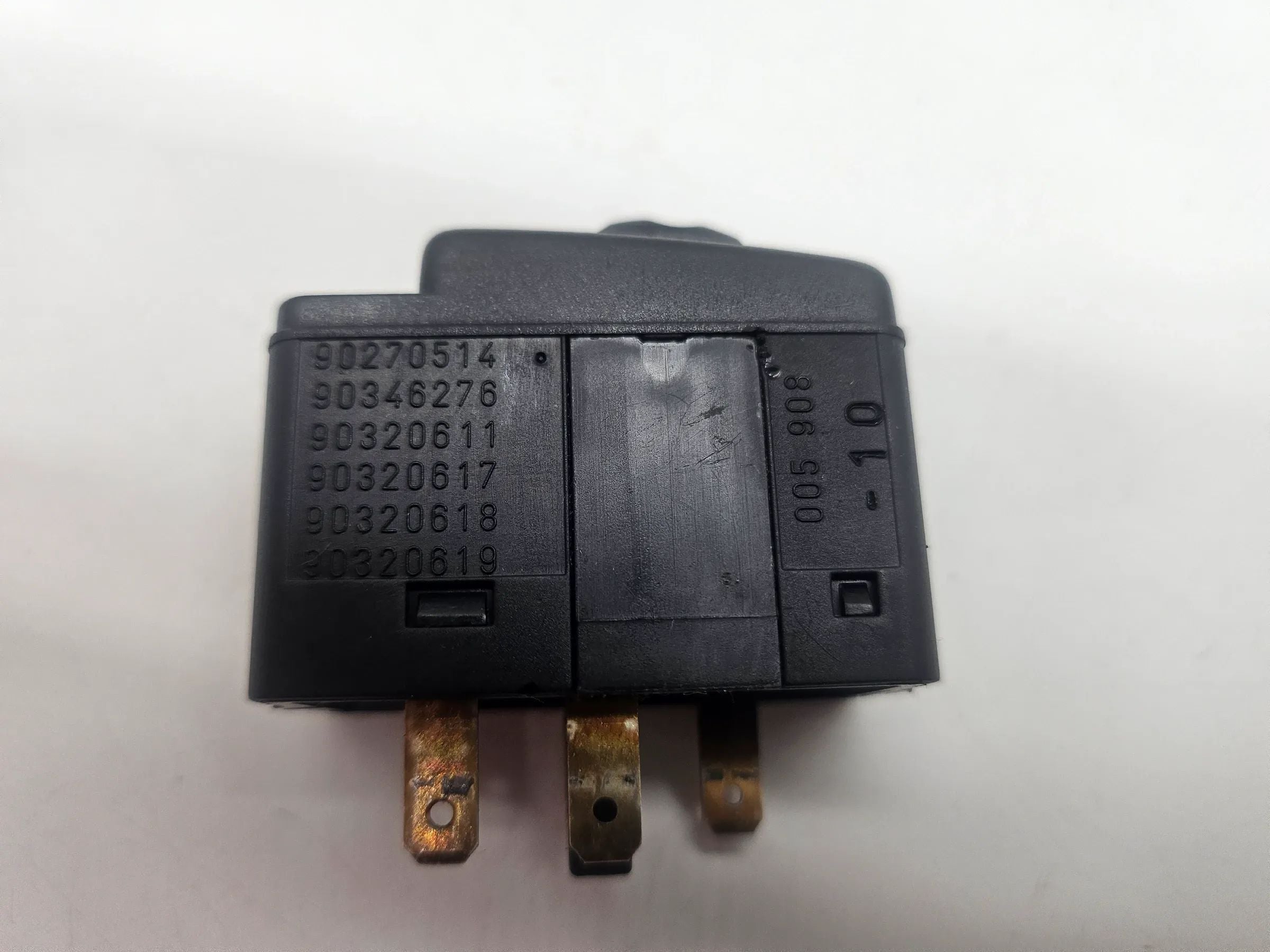 Opel Astra F Corsa A B Calibra A Vectra Régulateur LWR Réglage de la portée lumineuse 90270514