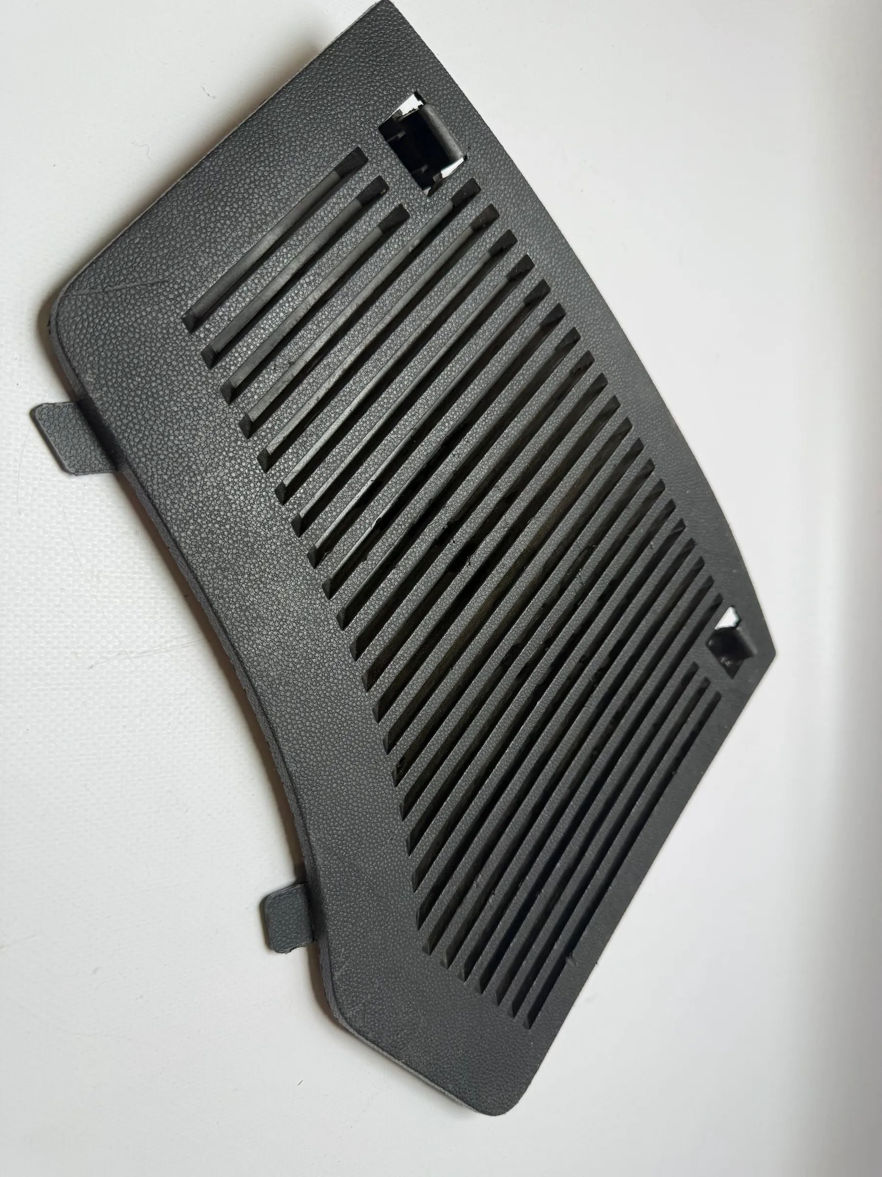 Оригинальная внутренняя отделка Opel Zafira B 13131327 RH