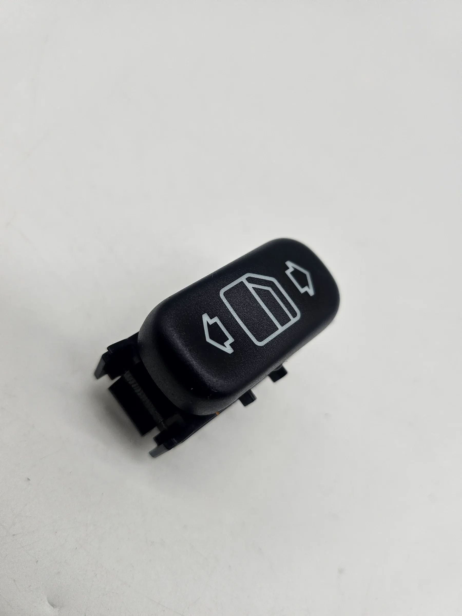 อะไหล่แท้ Mercedes Benz W168 W210 สวิทช์กระจกไฟฟ้าหลัง 2108208210
