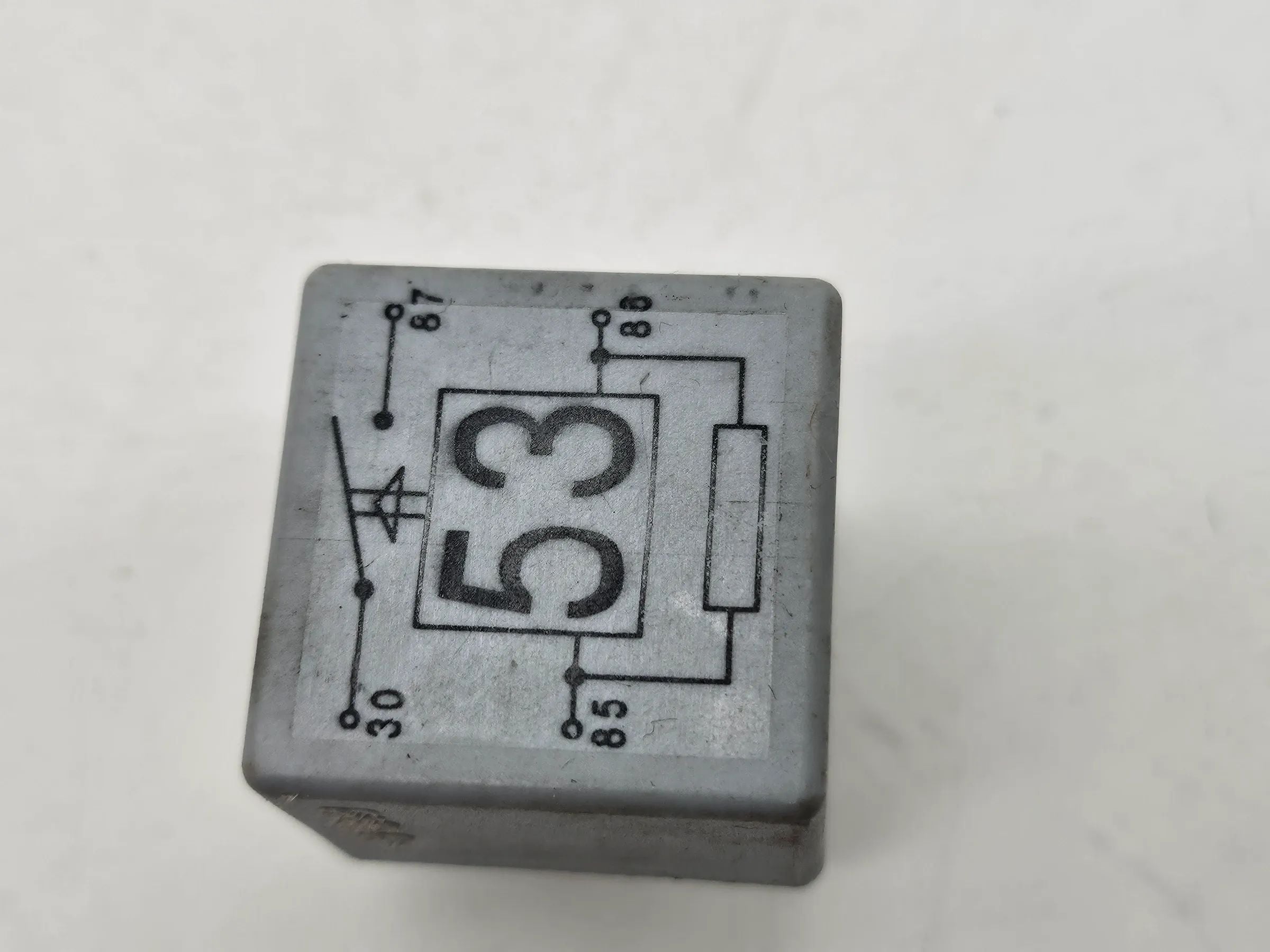 Relé VW 53 Relé de trabalho Relé multifunções Audi Seat Volkswagen Skoda 141951253 Auto-veritas