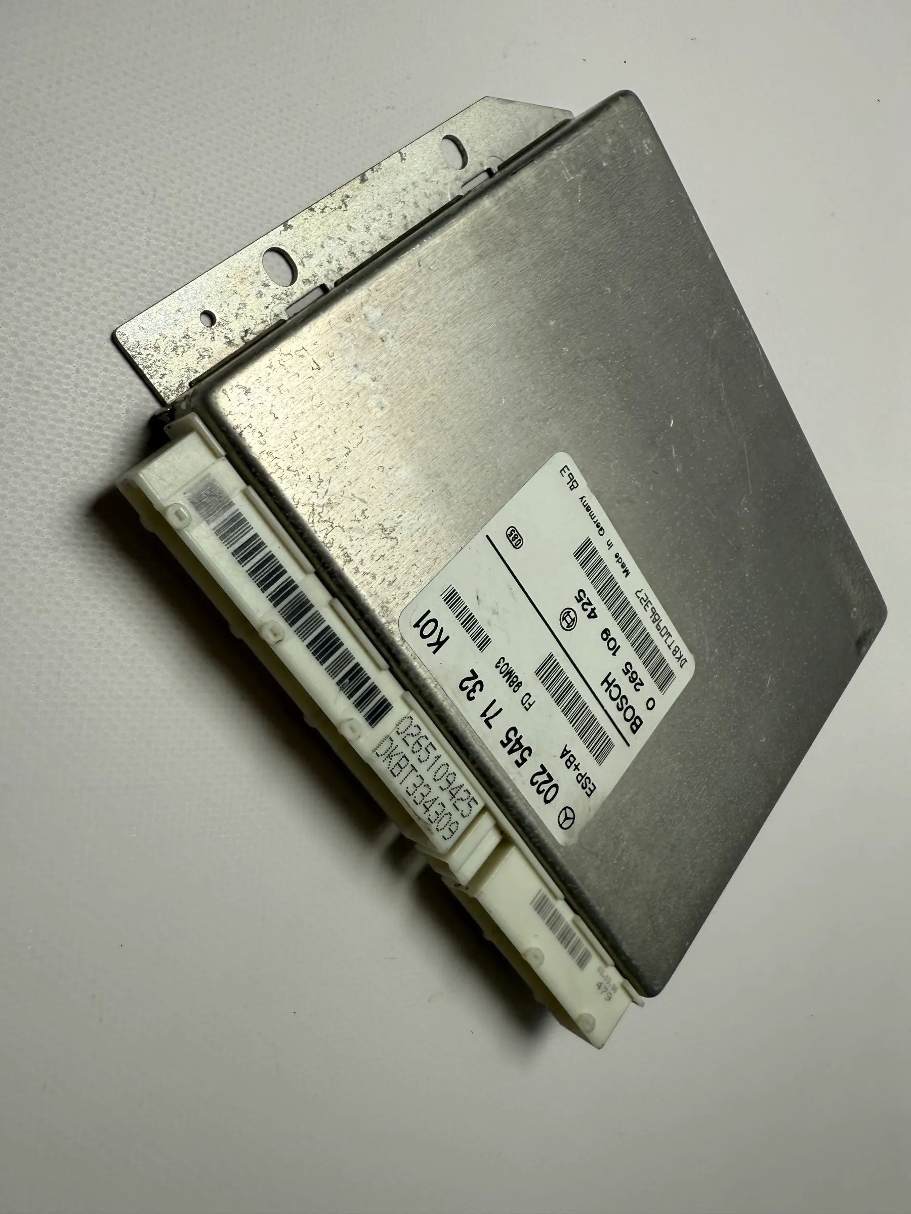 Original Mercedes-Benz A-Class ABS / ESP control unit W160 W168 A0225457132 K01 