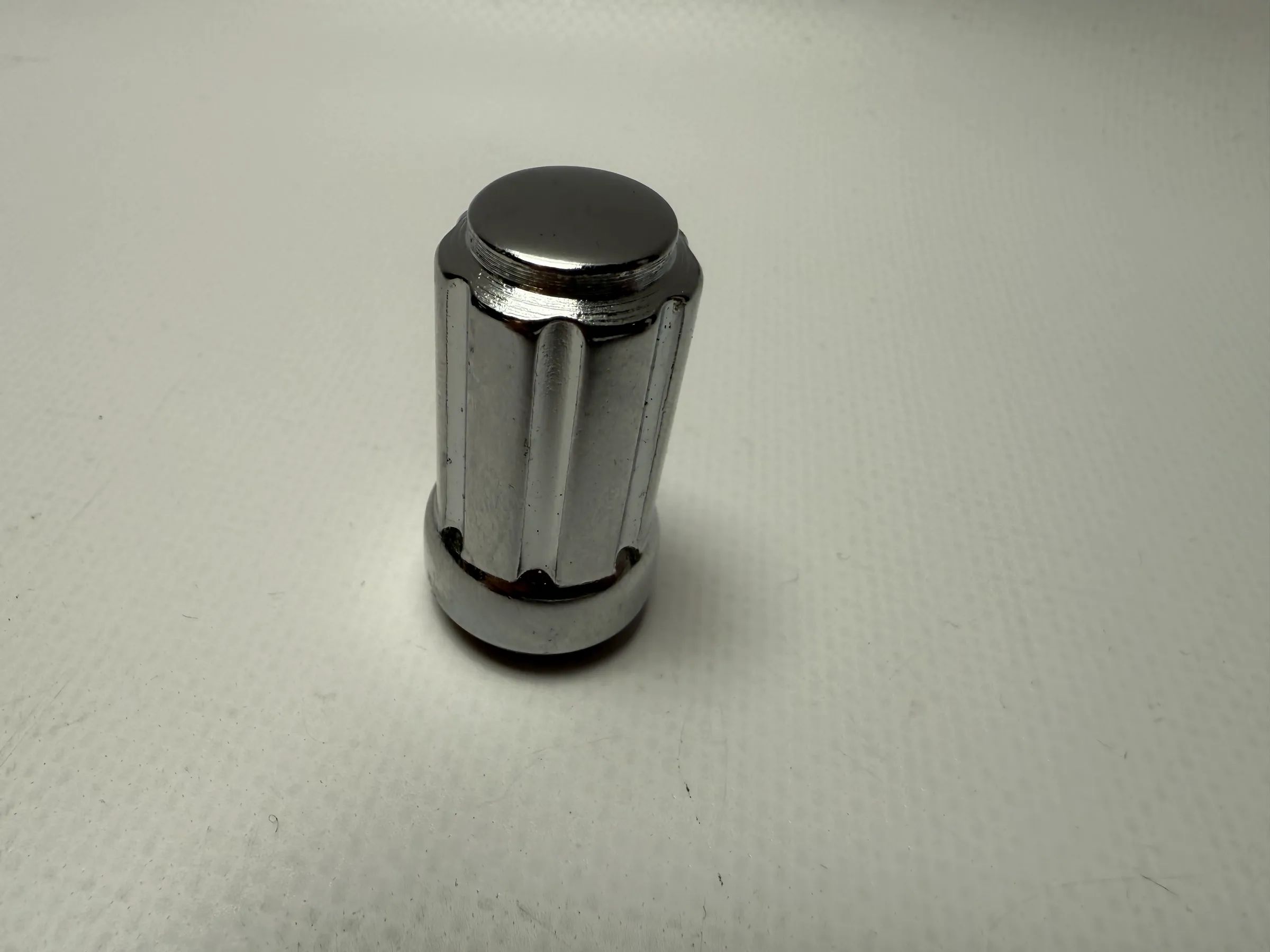 Original Ford  Bronco Radmutter M12X1.5 HD