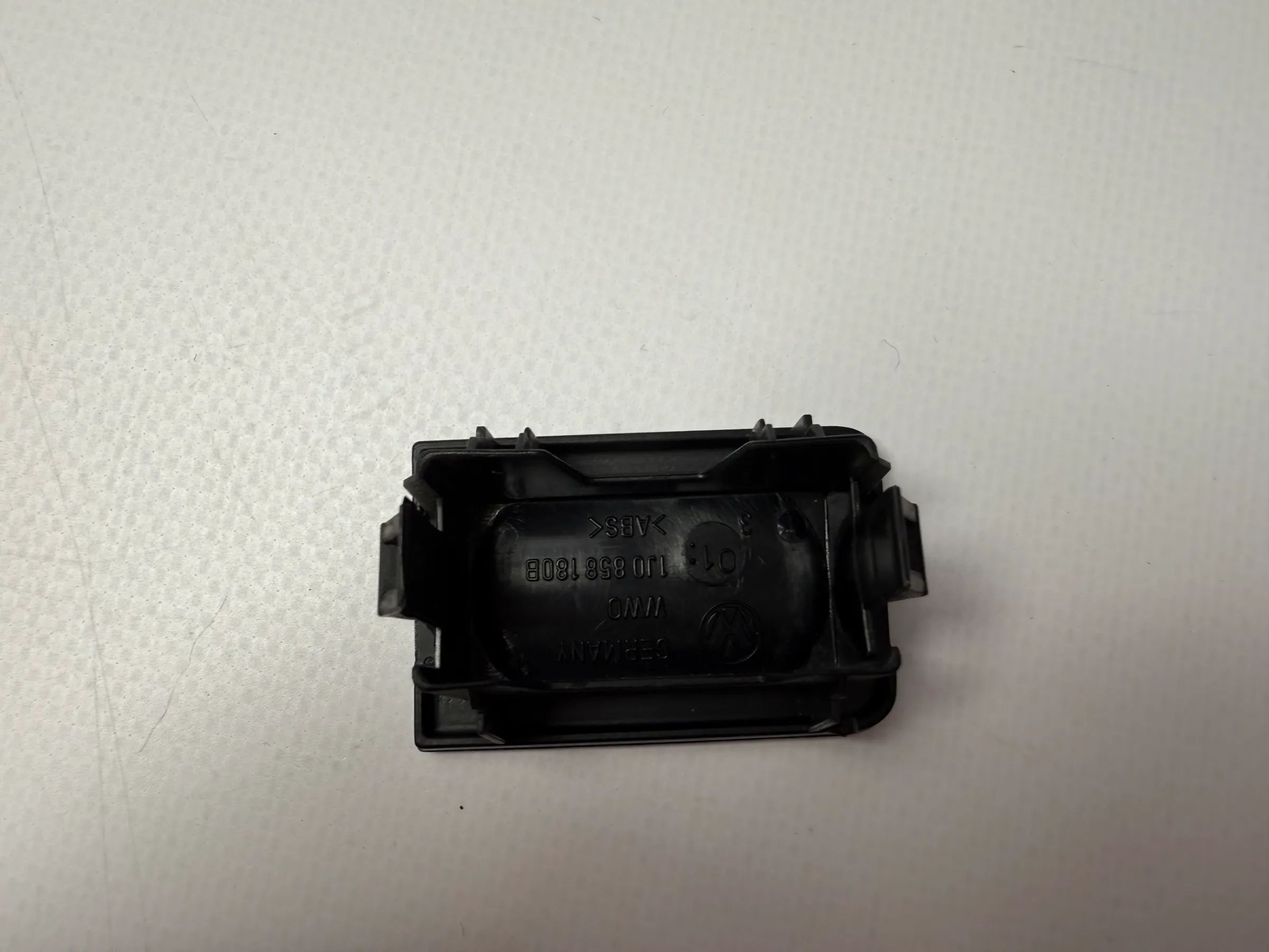 Originale VW Golf IV ecc Pulsante Interruttore Copertura Tappo Aria Griglia 1J0858180B