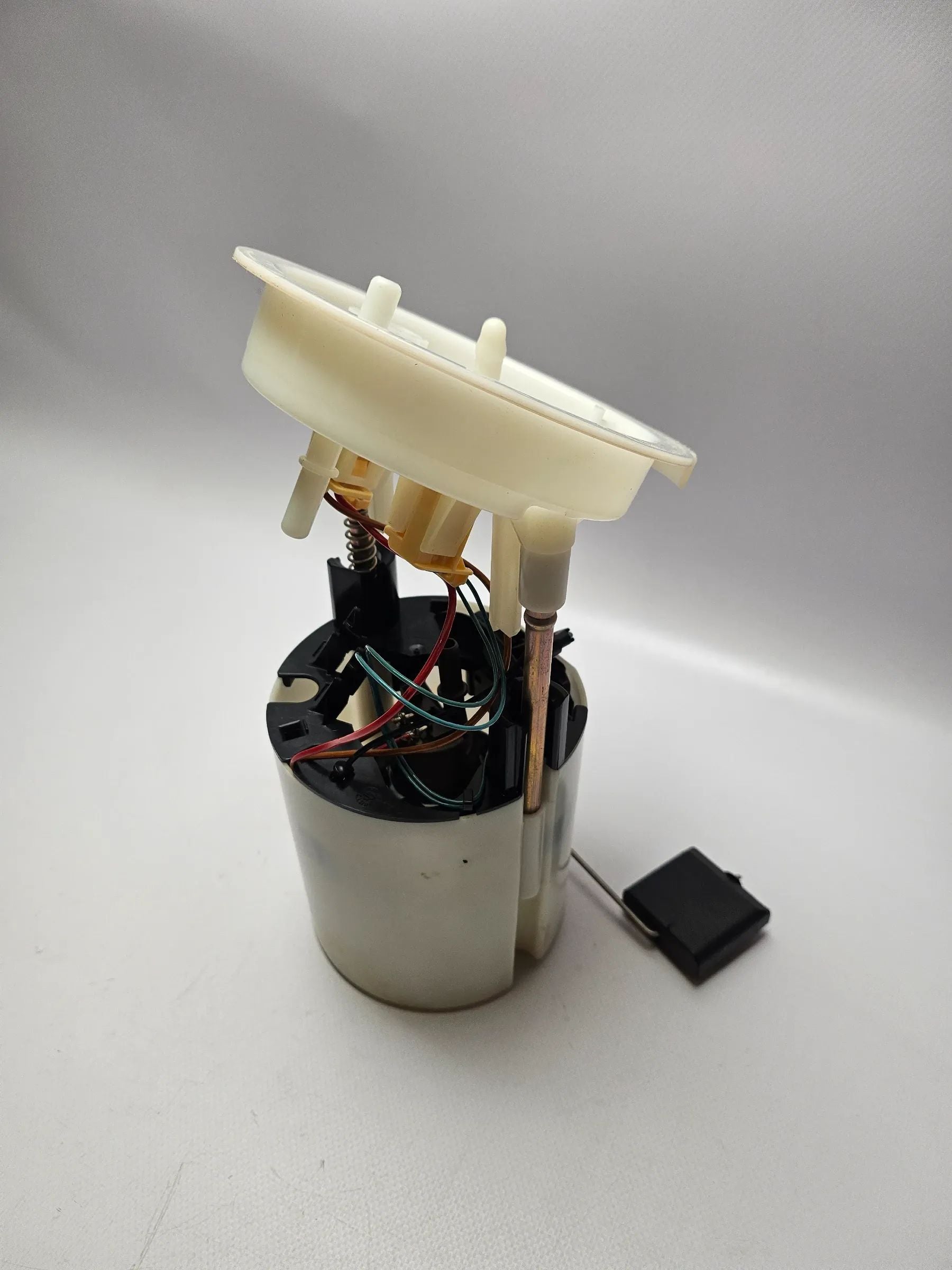 Orig. BMW 1 Serie 3 Serie E81 E87 E90 E91 Brandstofpomp Niveaugever N46 6763850