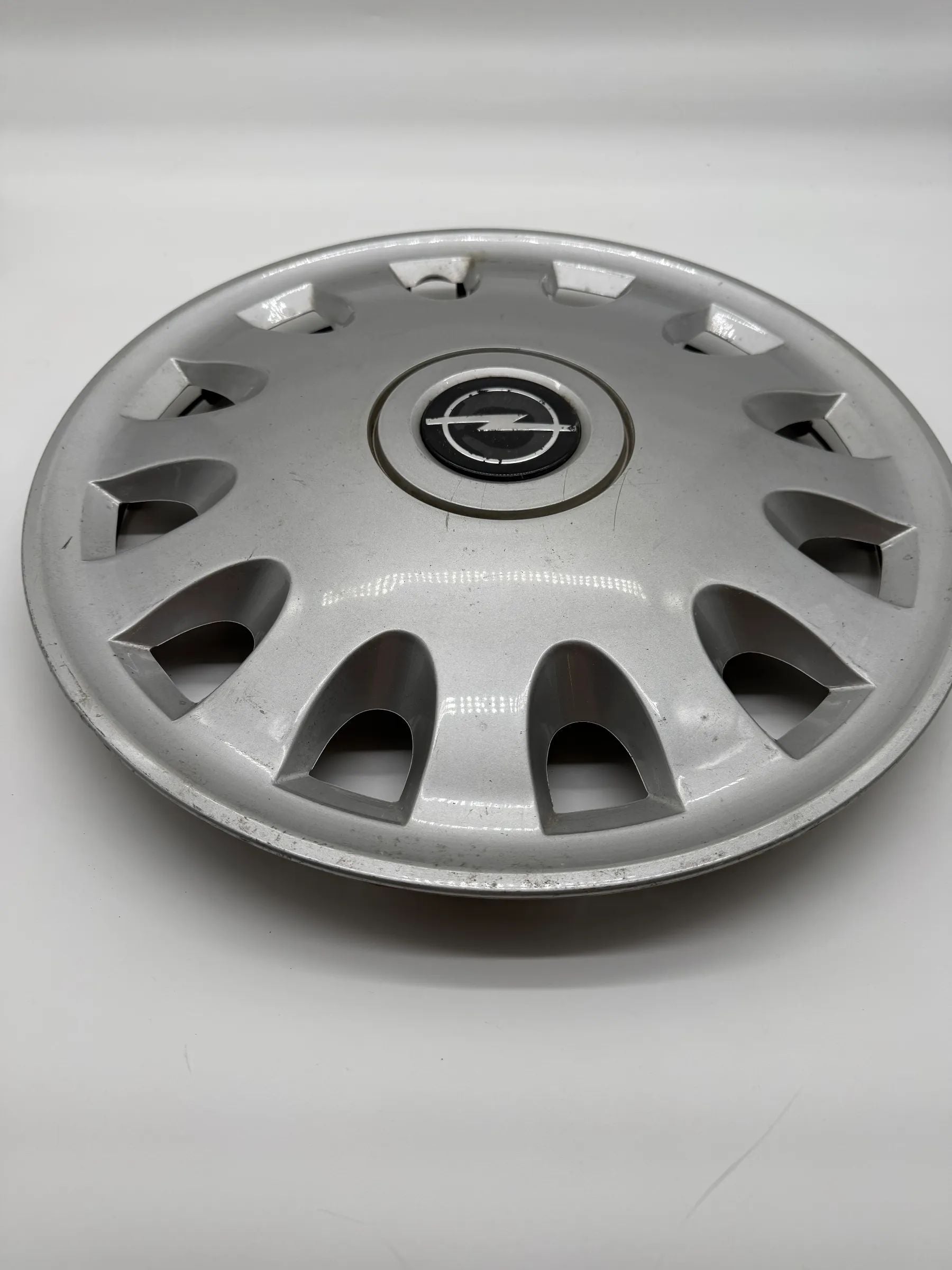 90373773 Hubcap (cover) R15 90373774 90445801 Opel Astra DE1872353-60 