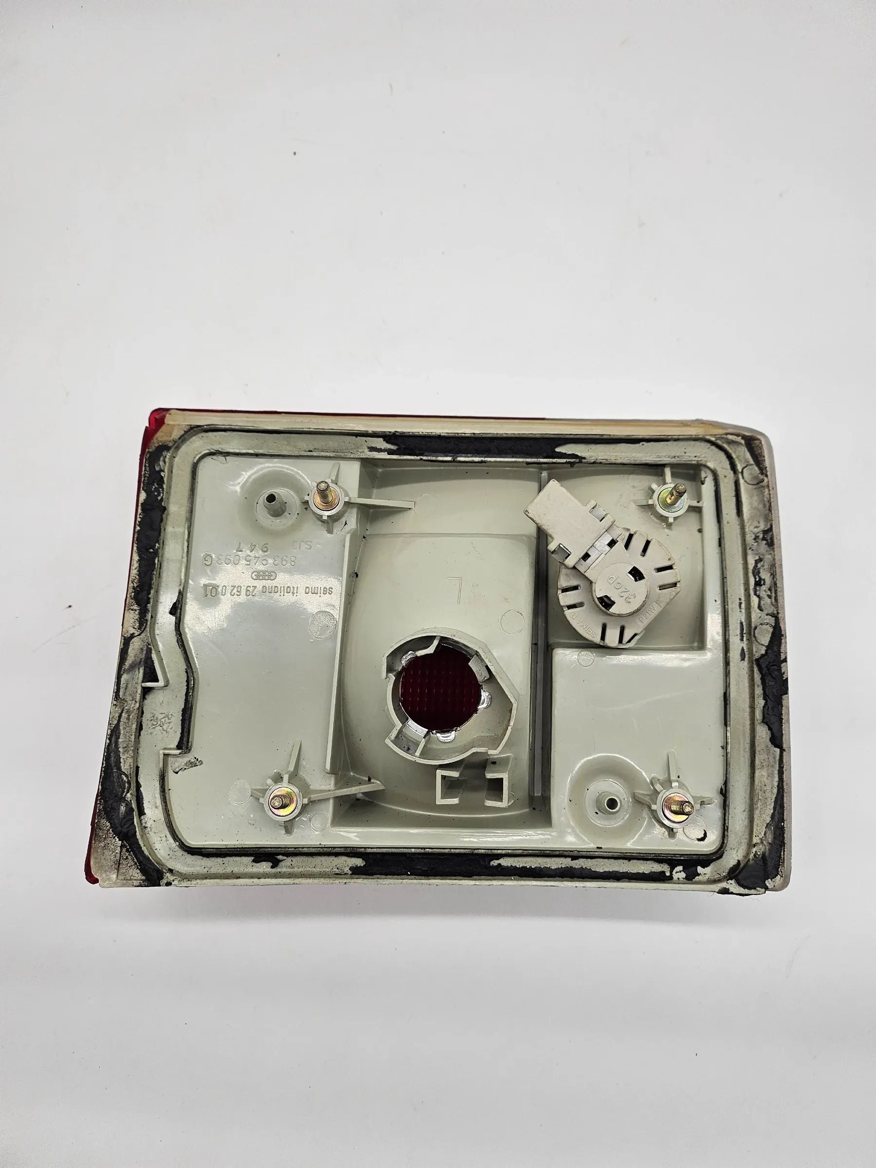 Audi 80 90 B3 1988 rear light rear light inside 893945093 JLT15106