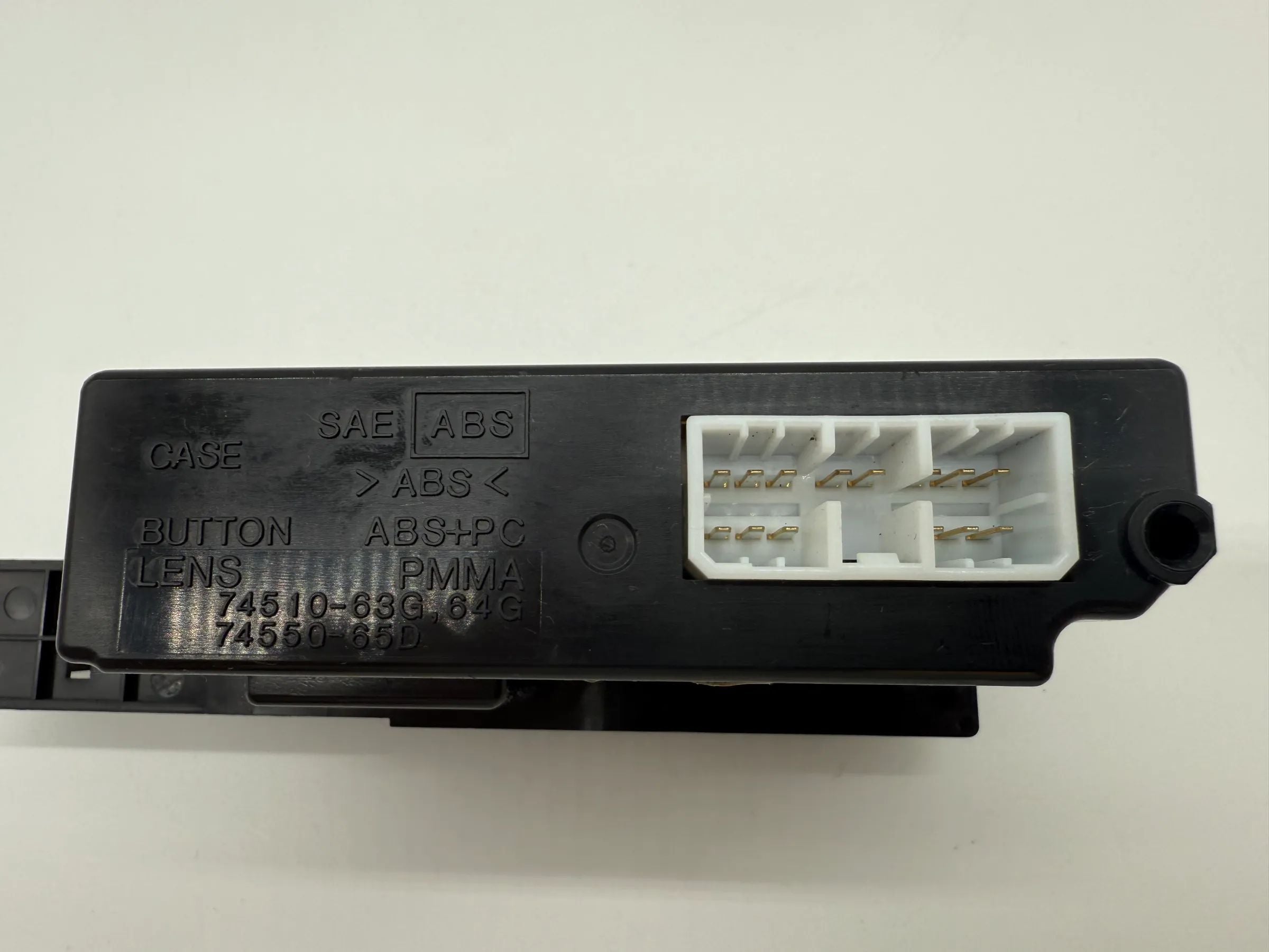 Commande de ventilateur Suzuki Baleno Vitara Type EG Année 1998 74510-63G (su01)