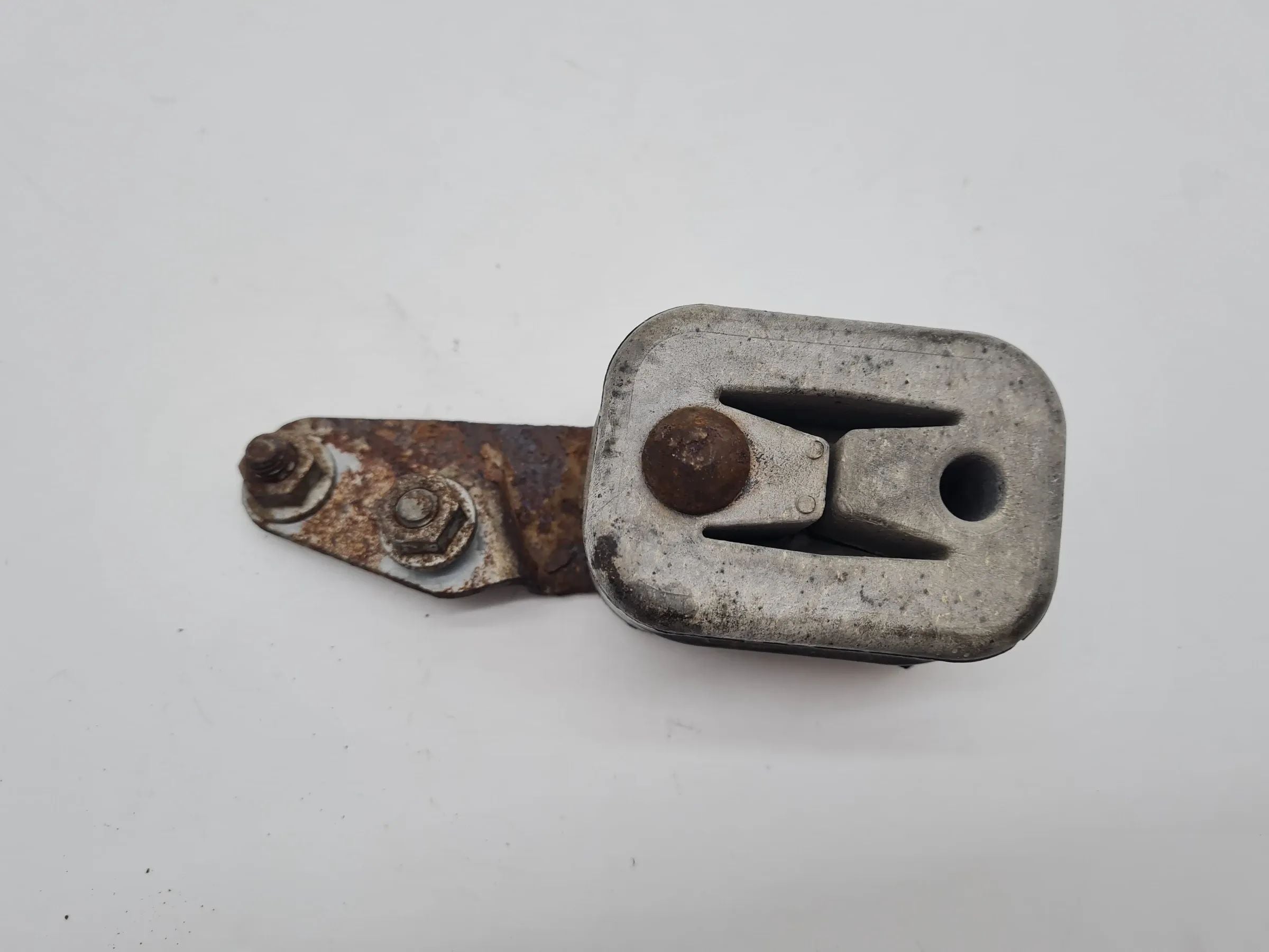 Original BMW 5er (E39) Auspuffhalter 18.21-1745359