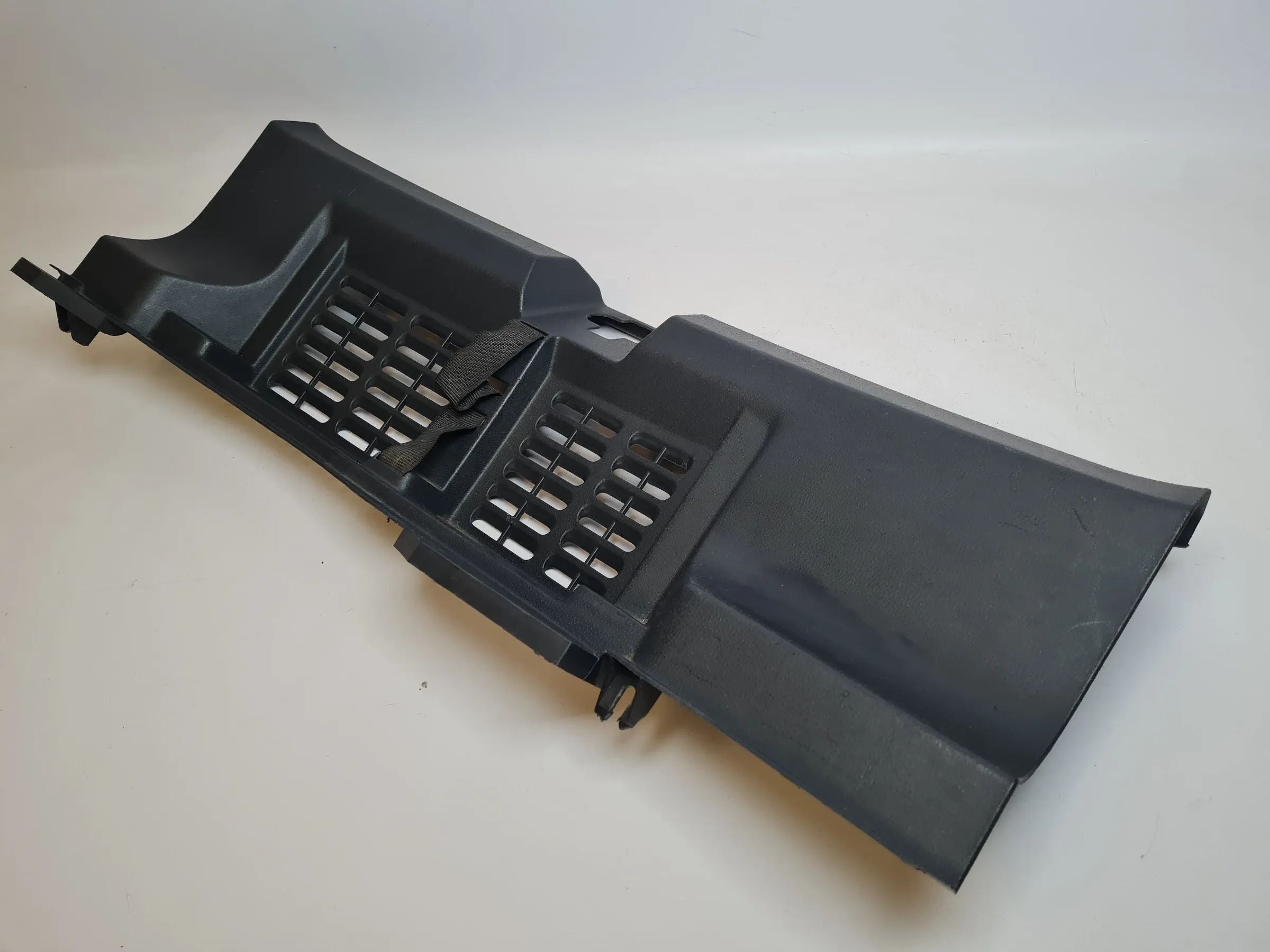 Original Seat Ibiza IV (6J5/6P1) Abdeckung Schlossträger Ladekante 6J4863459C