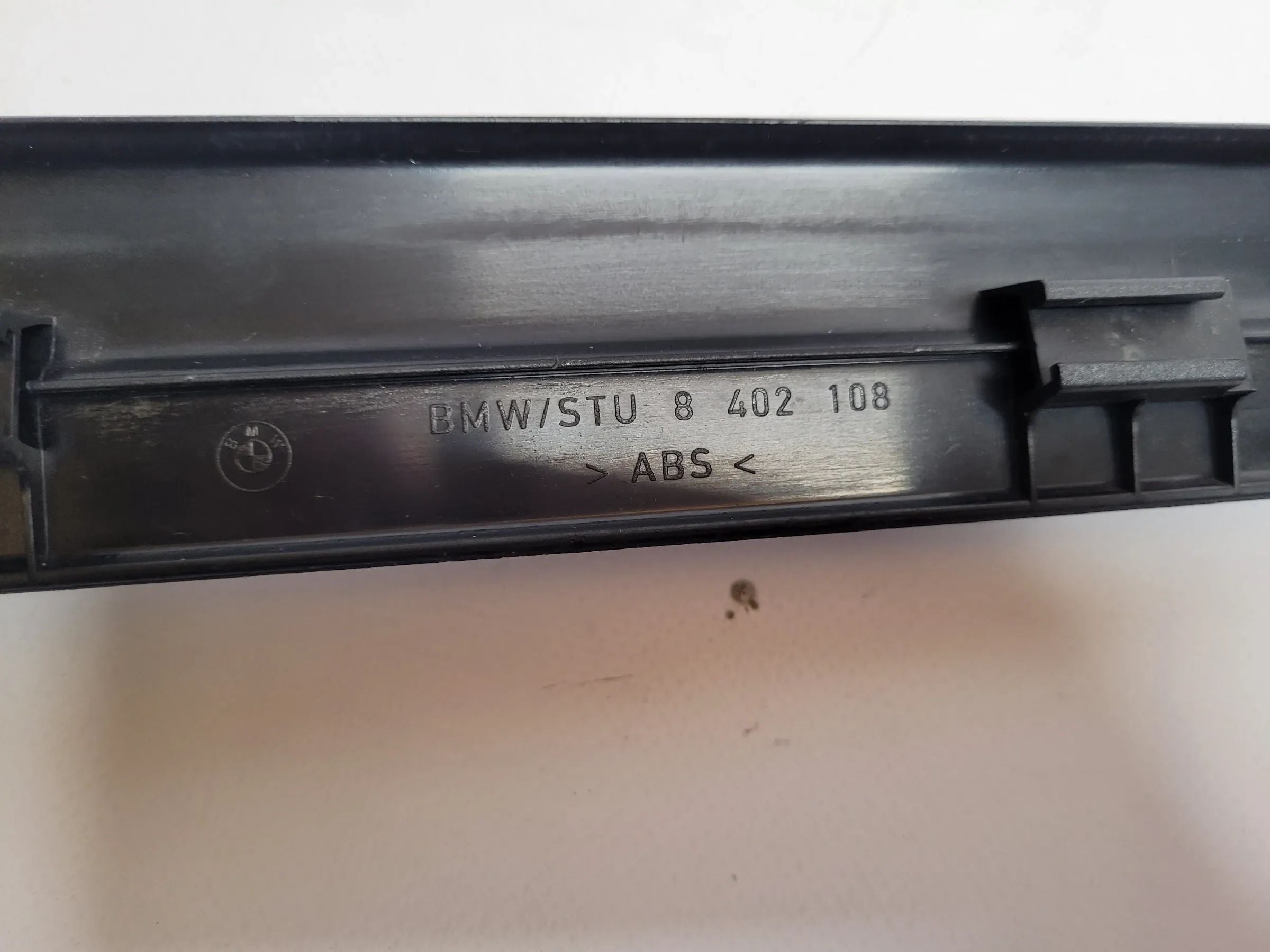 Original BMW X5 (E53) Einstiegsblende Kick Trim Vorne Rechts 8402108