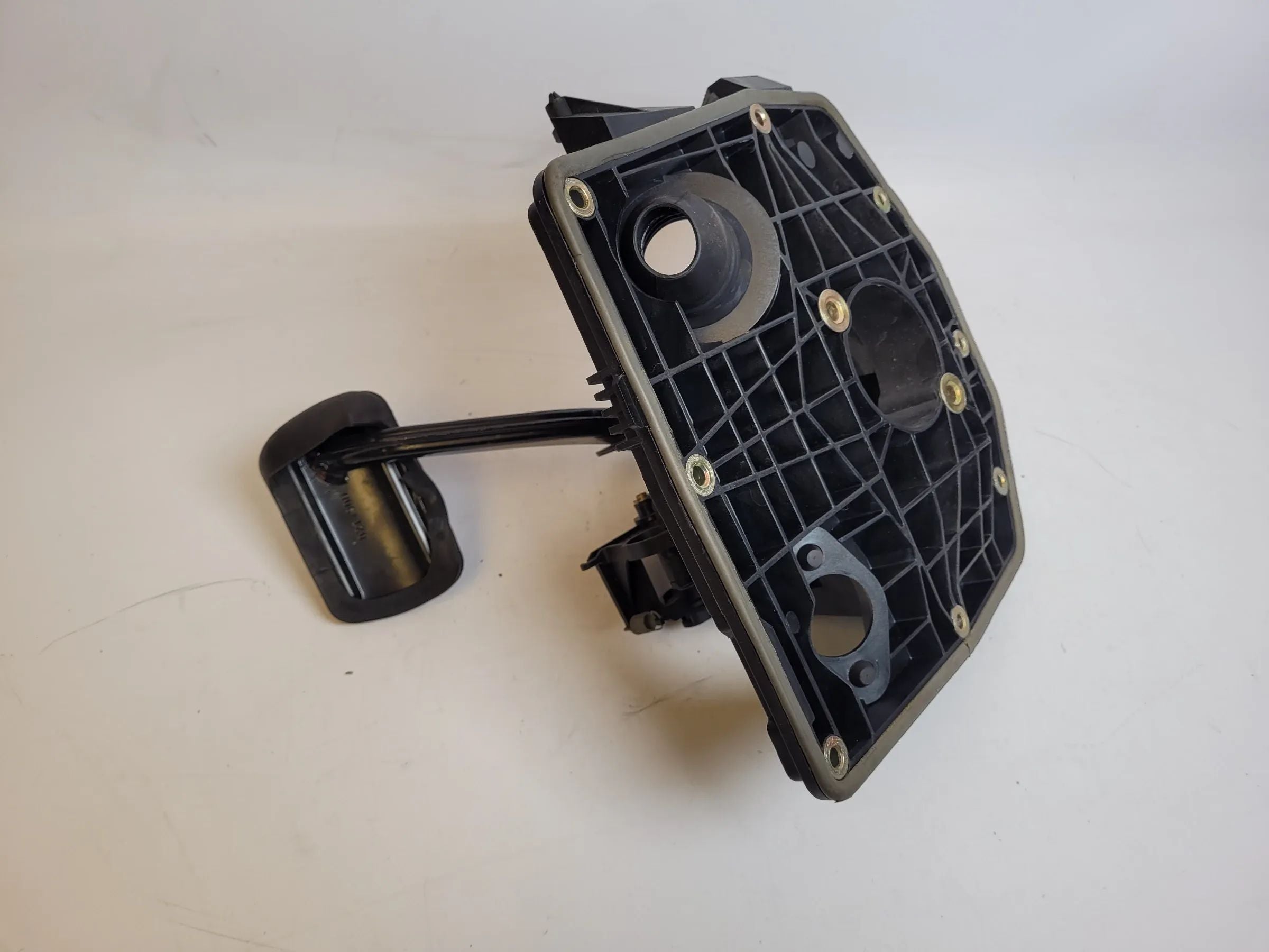 Original Mercedes A-Klasse (W168) Pedalwerk Bremspedal Automatik A1682900549