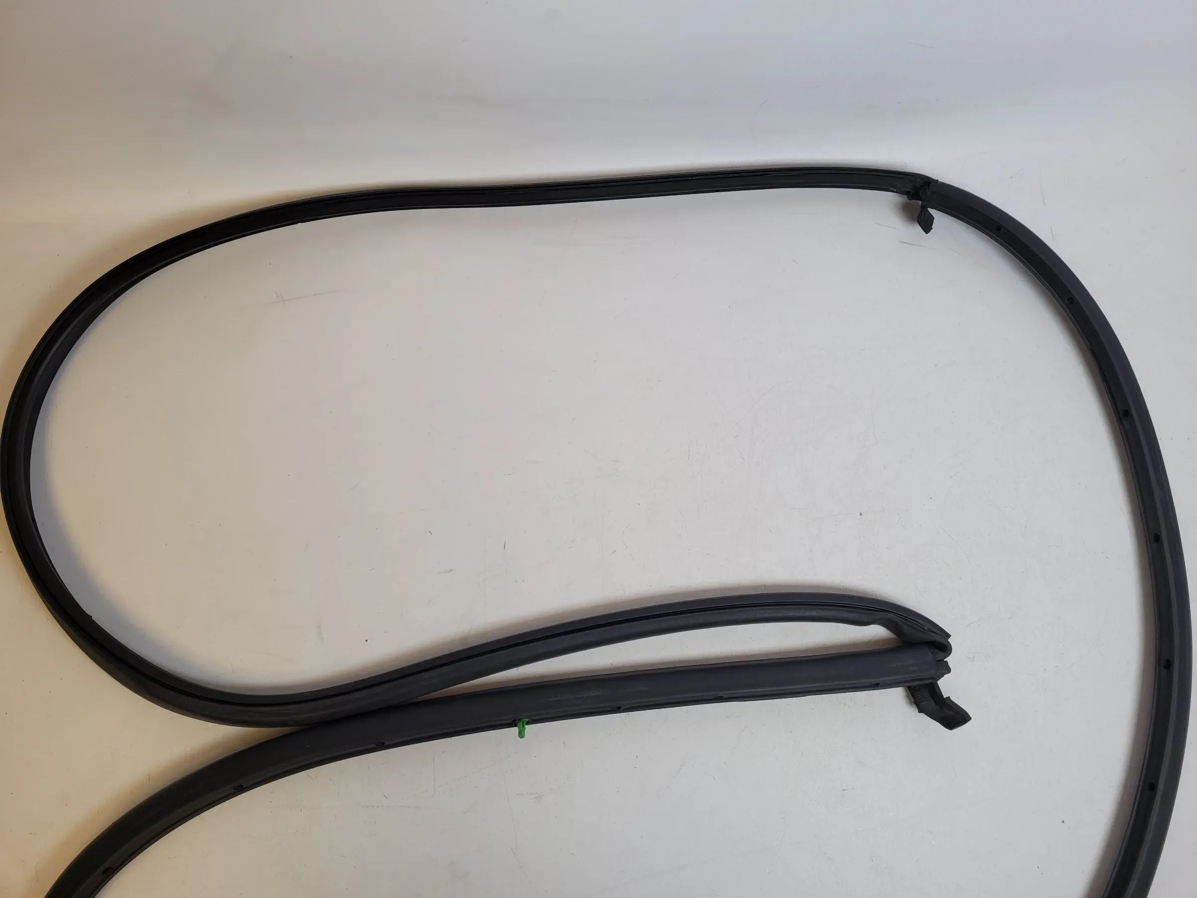 Original Audi A4 (8E/B6/B7) Türdichtung Dichtung Gummi Rechts Hinten 8E0839912J