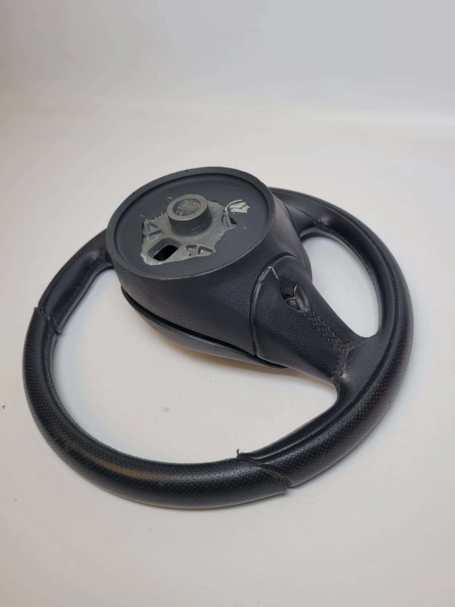 Original Alfa Romeo 147 (937) 3-Speichen Lenkrad 735289920