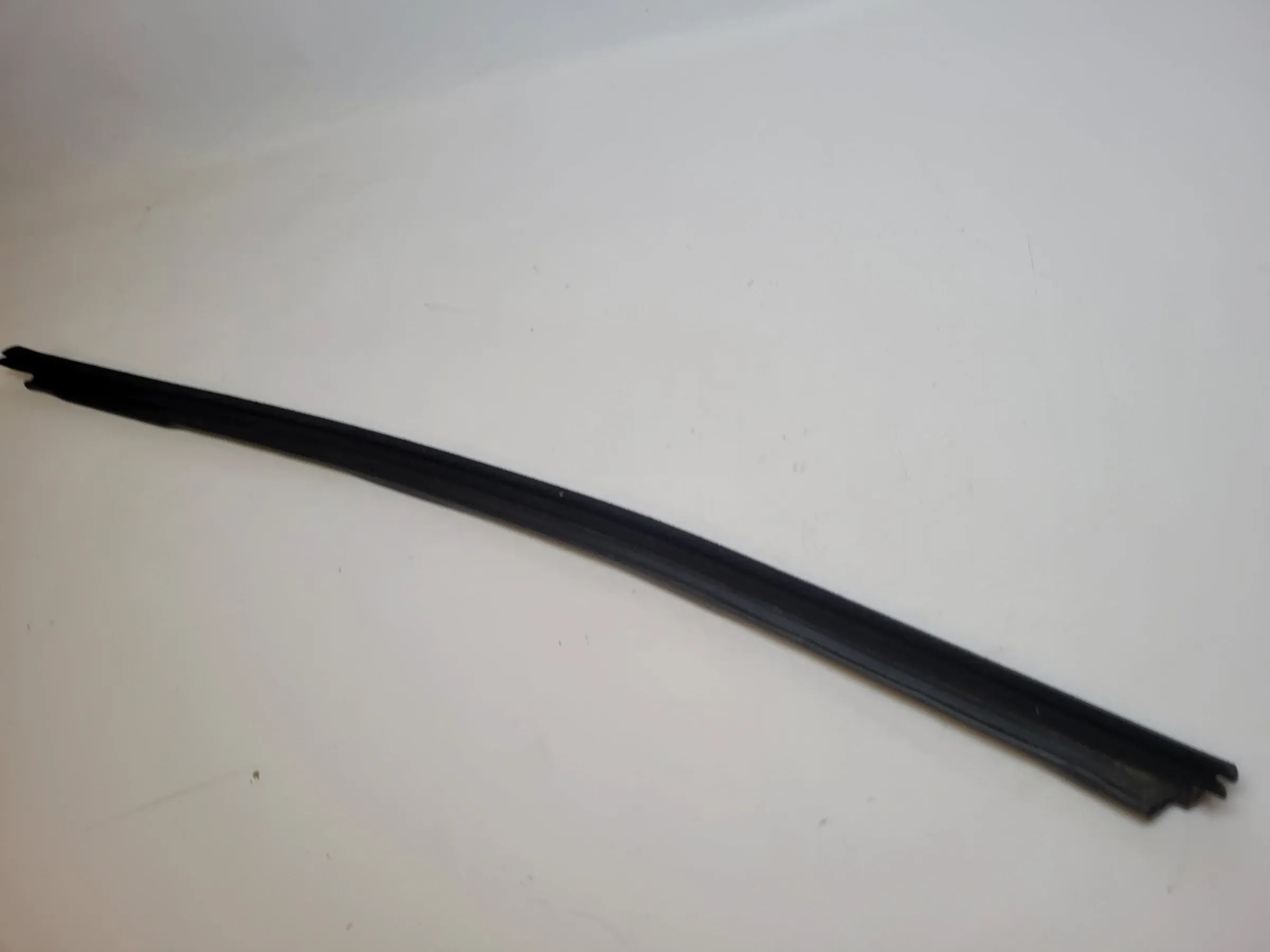 Original Audi A6 (4B2/4B4) Fensterschachtleiste Fenster Dichtung Vorne Links