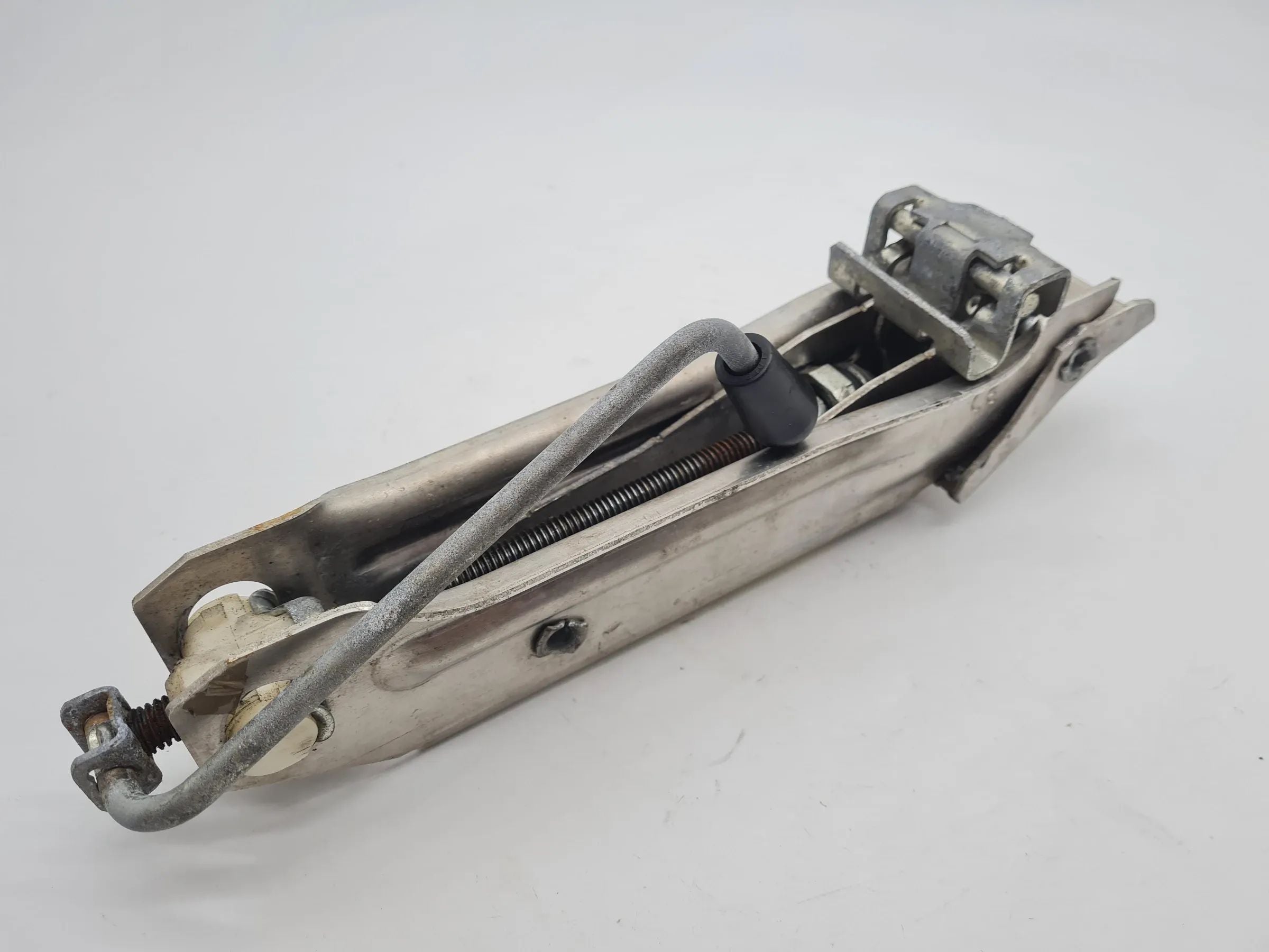 Original Audi A6 (4B2/4B4) Wagenheber Bordwerkzeug 8L0011031A