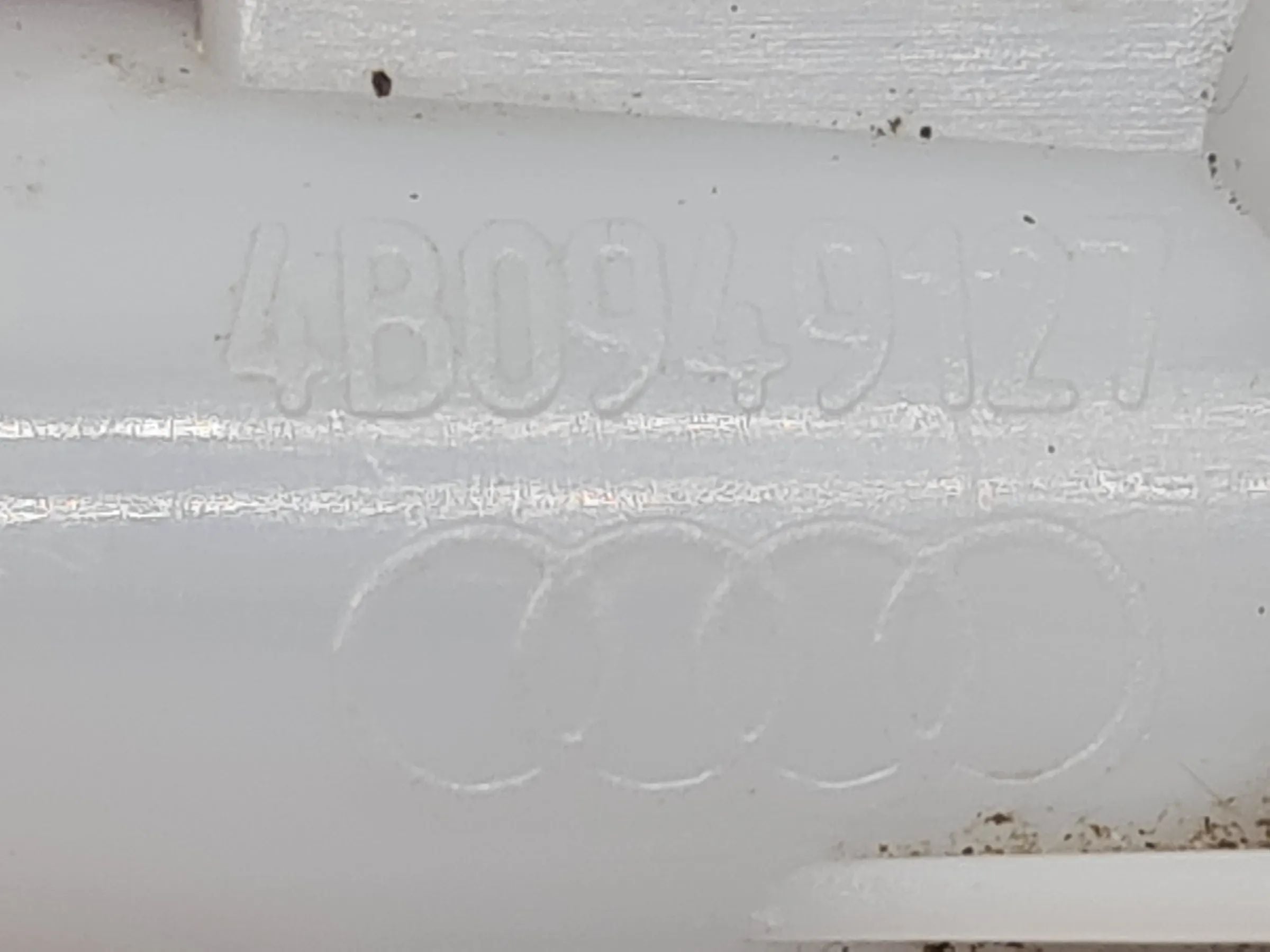 Original Audi A6 (4B2/4B4) Blinkleuchte Weiss Seite 4B0949127