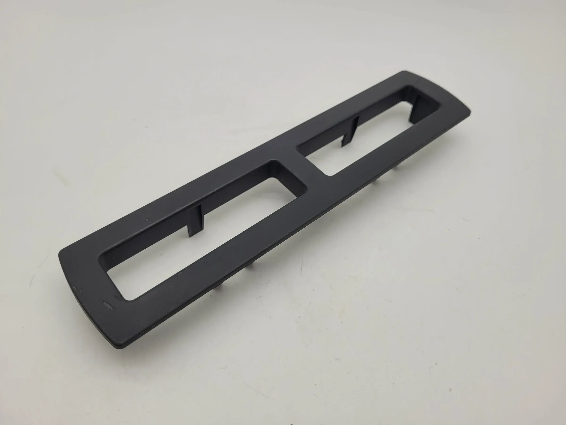 Original Audi A6 (4B2/4B4) Abdeckung Blende Getränkehalter 4B0885607
