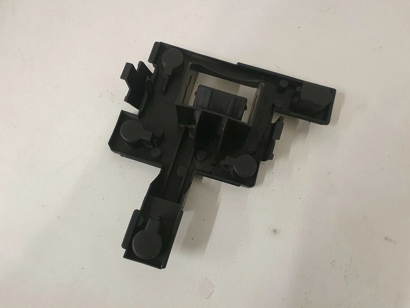 อะไหล่แท้ Ford Mondeo 1 2 ลิโม ขายึดไฟหน้า ซ้าย ปี 93-00 96BG13N004