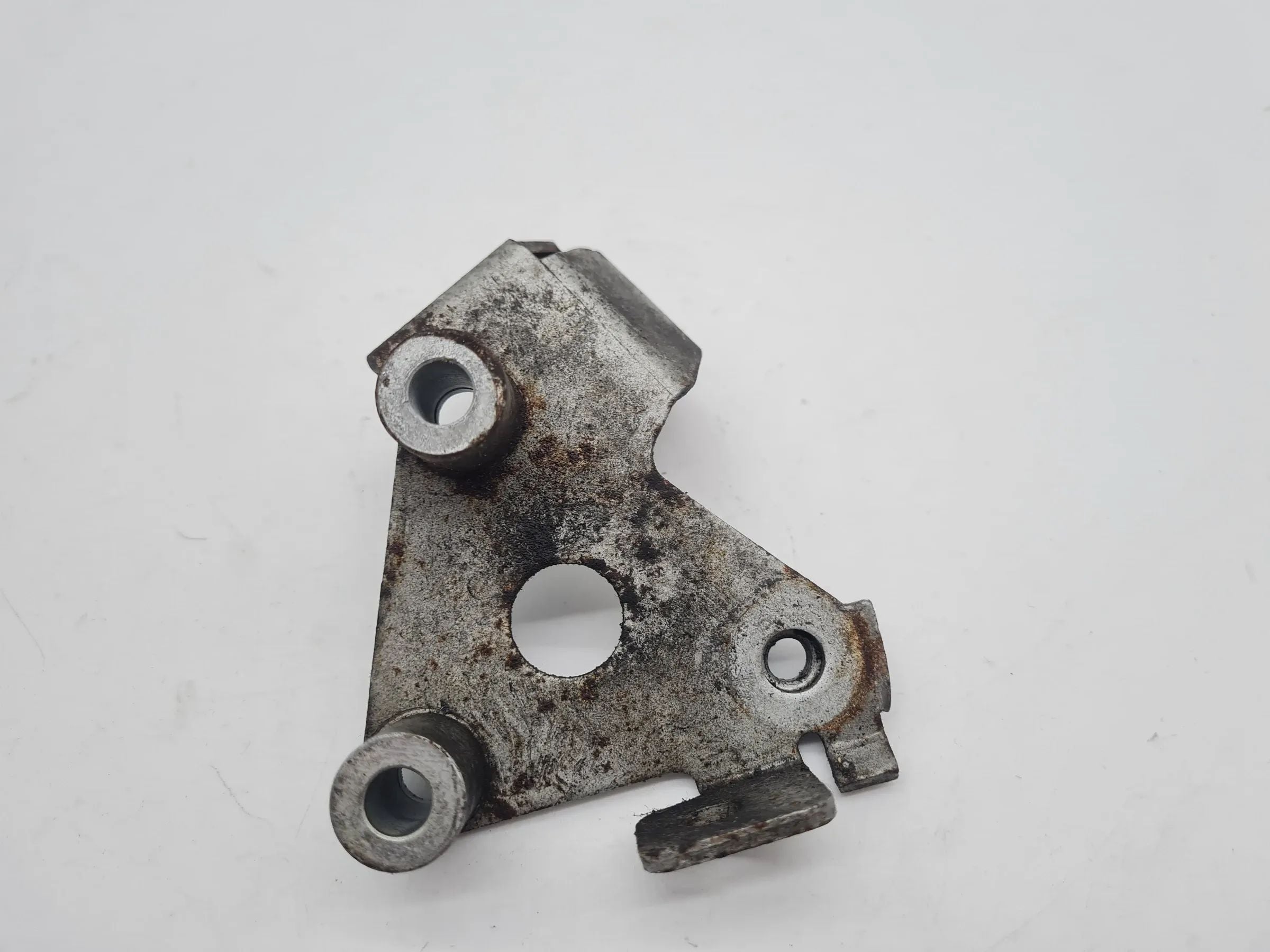 Original BMW 5er E60/E61 Halter Halterung Servopumpe 6766190