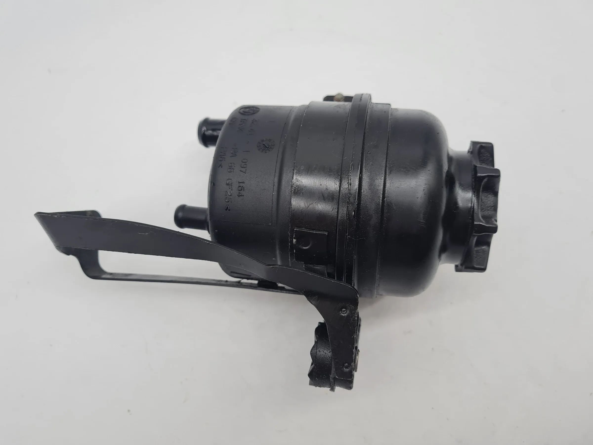 Original BMW 5er (E60/E61) Ausgleichsbehälter Servobehälter 32.41-1097154