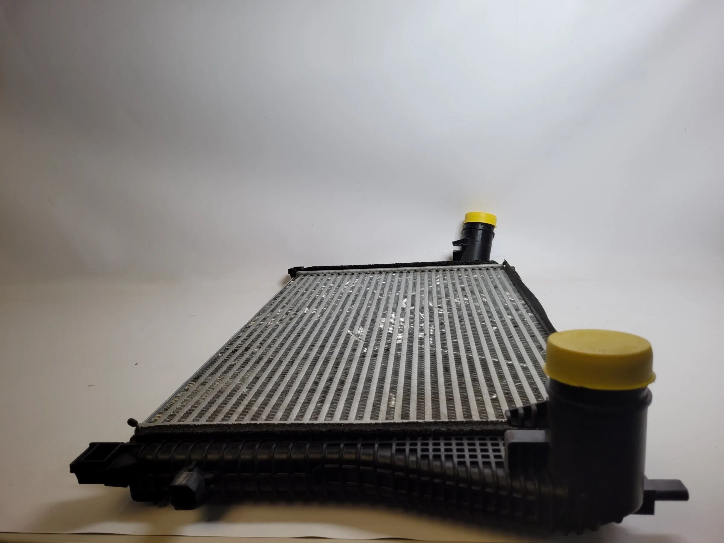 Original VW/Audi/Skoda Golf VII /Tiguan/Octavia III Ladeluftkühler 5Q0145803K
