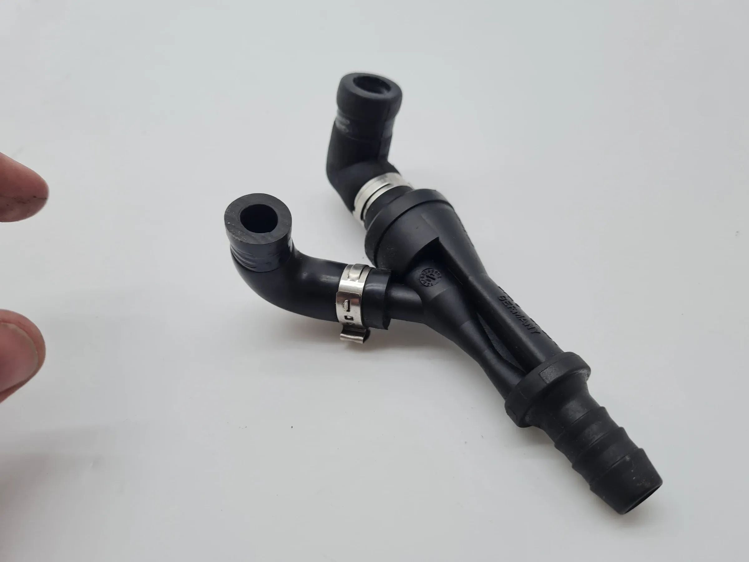 Original Audi A6 (4B2/4B4) Ventil Luftsteuerung (Ansaugluft) AGR 058133753B