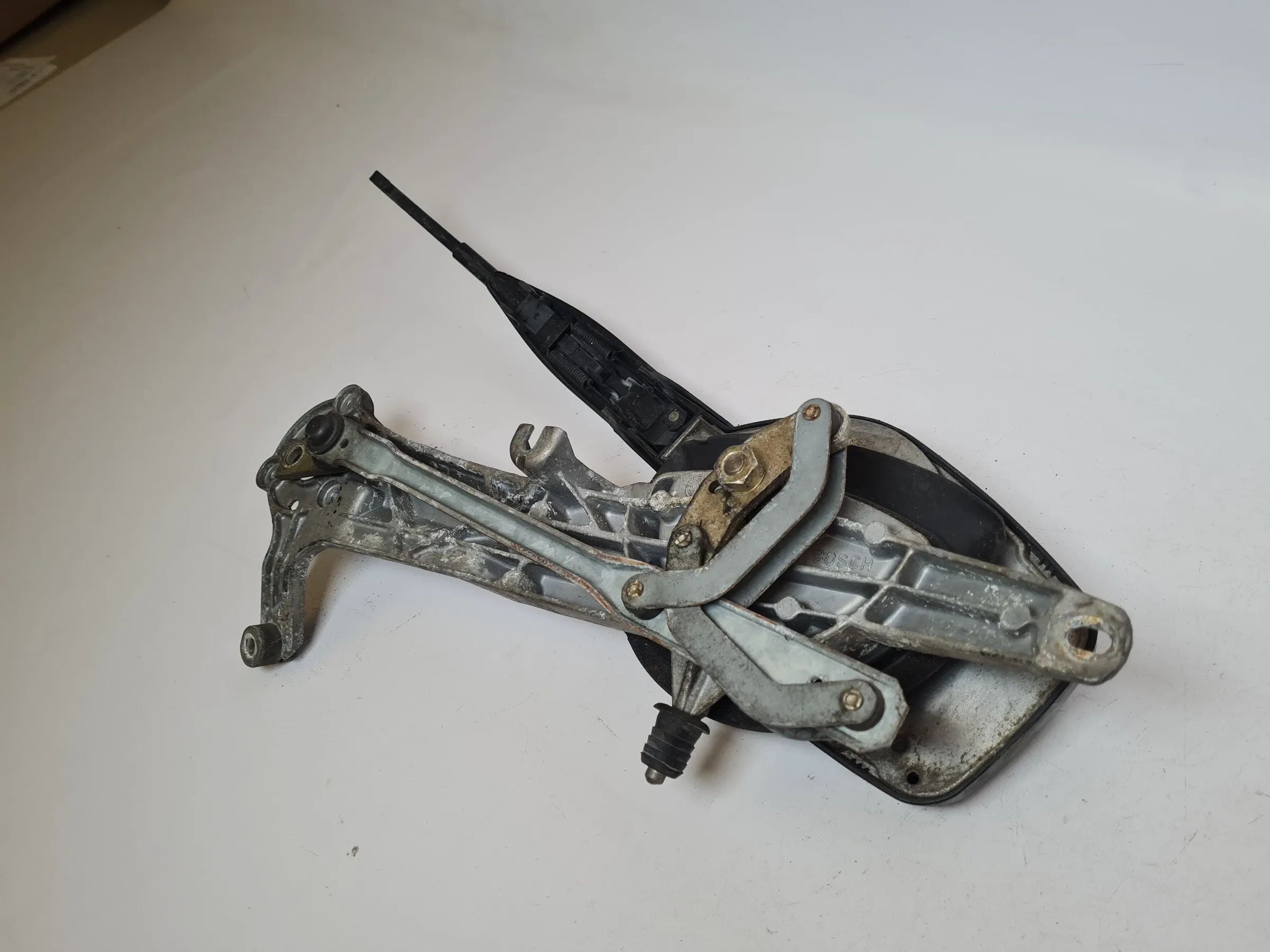 Original Mercedes-Benz E-Klasse/CLK 208/210 Wischergestänge Vorne 3391098329