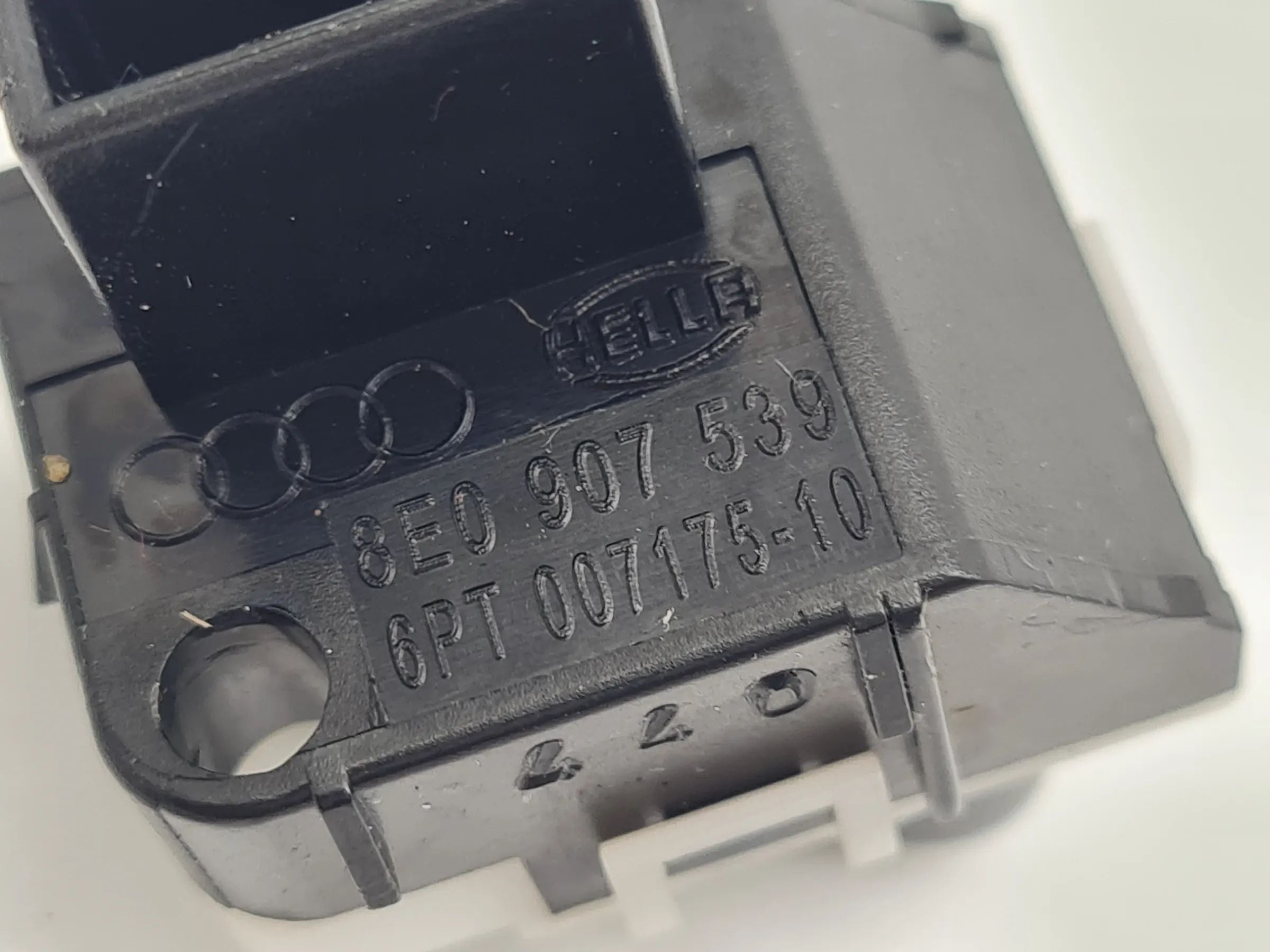Sensor de luz solar original Audi A4 (8E/B6/B7) 8E0907539