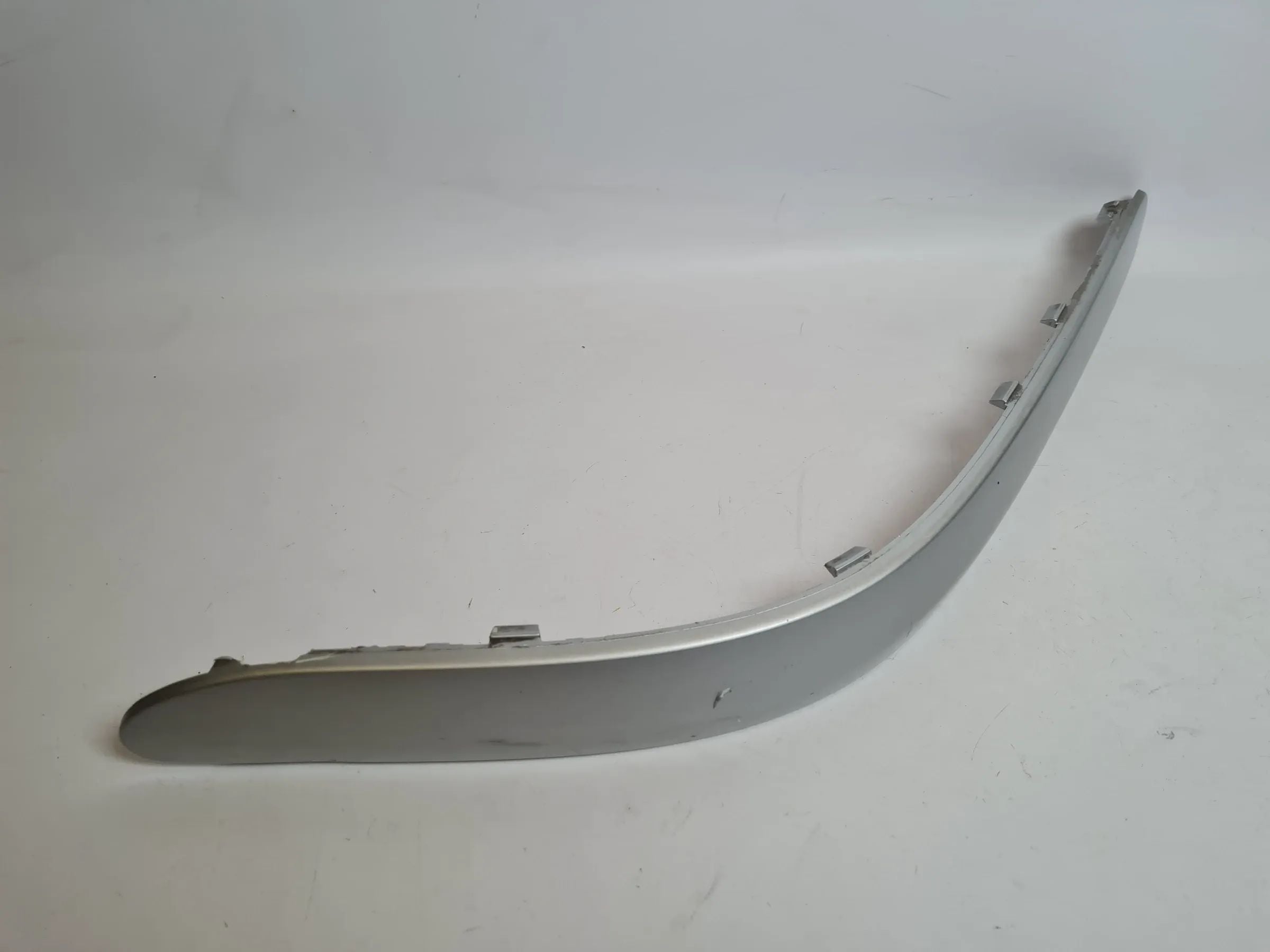 Original Mercedes-Benz C-Klasse (W203) Zierleiste Stoßstange Links, A2038854321