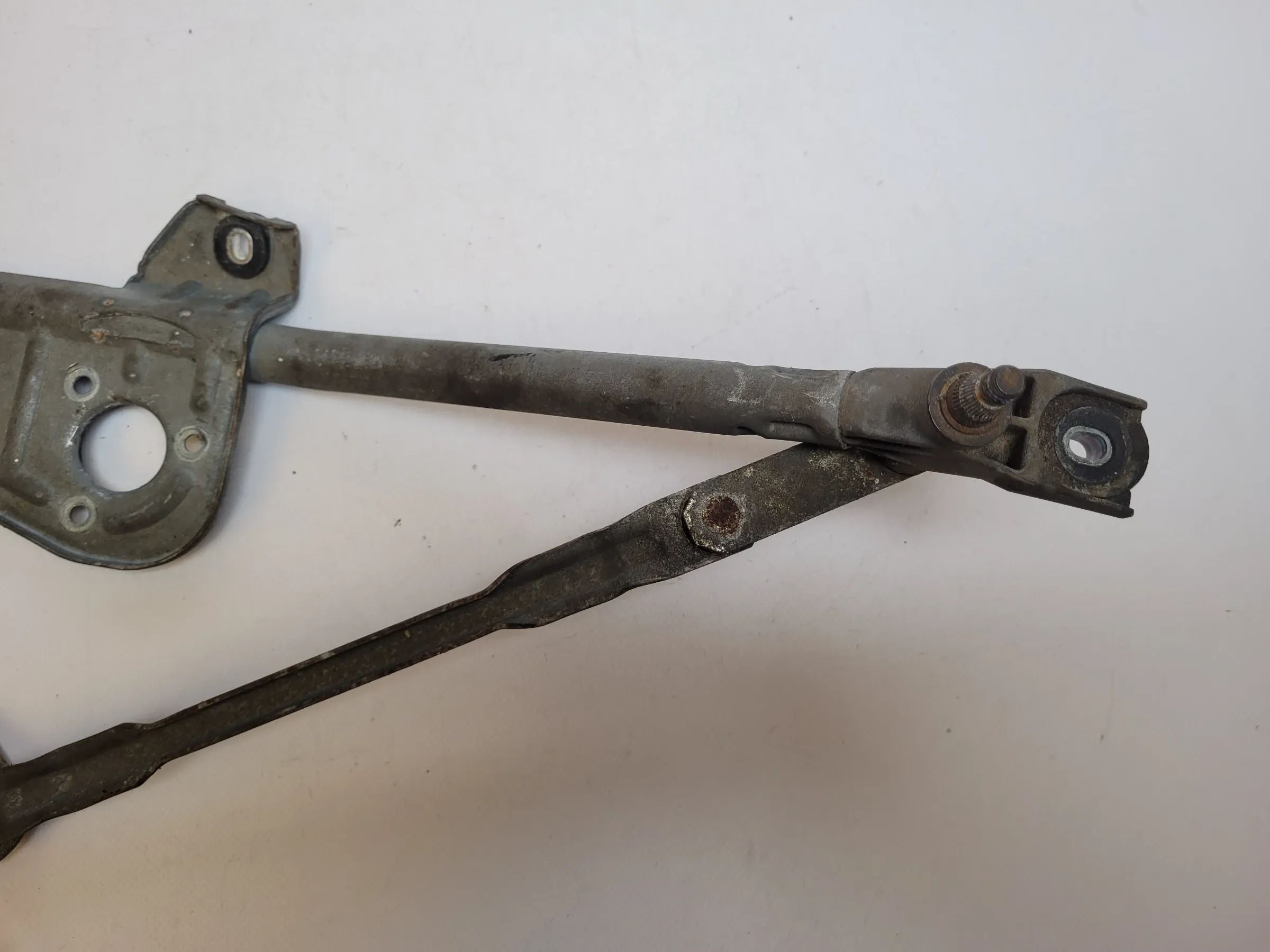 Original Audi A6 (4B2/4B4) Wischermotor Gestänge Vorne (4B1955113)