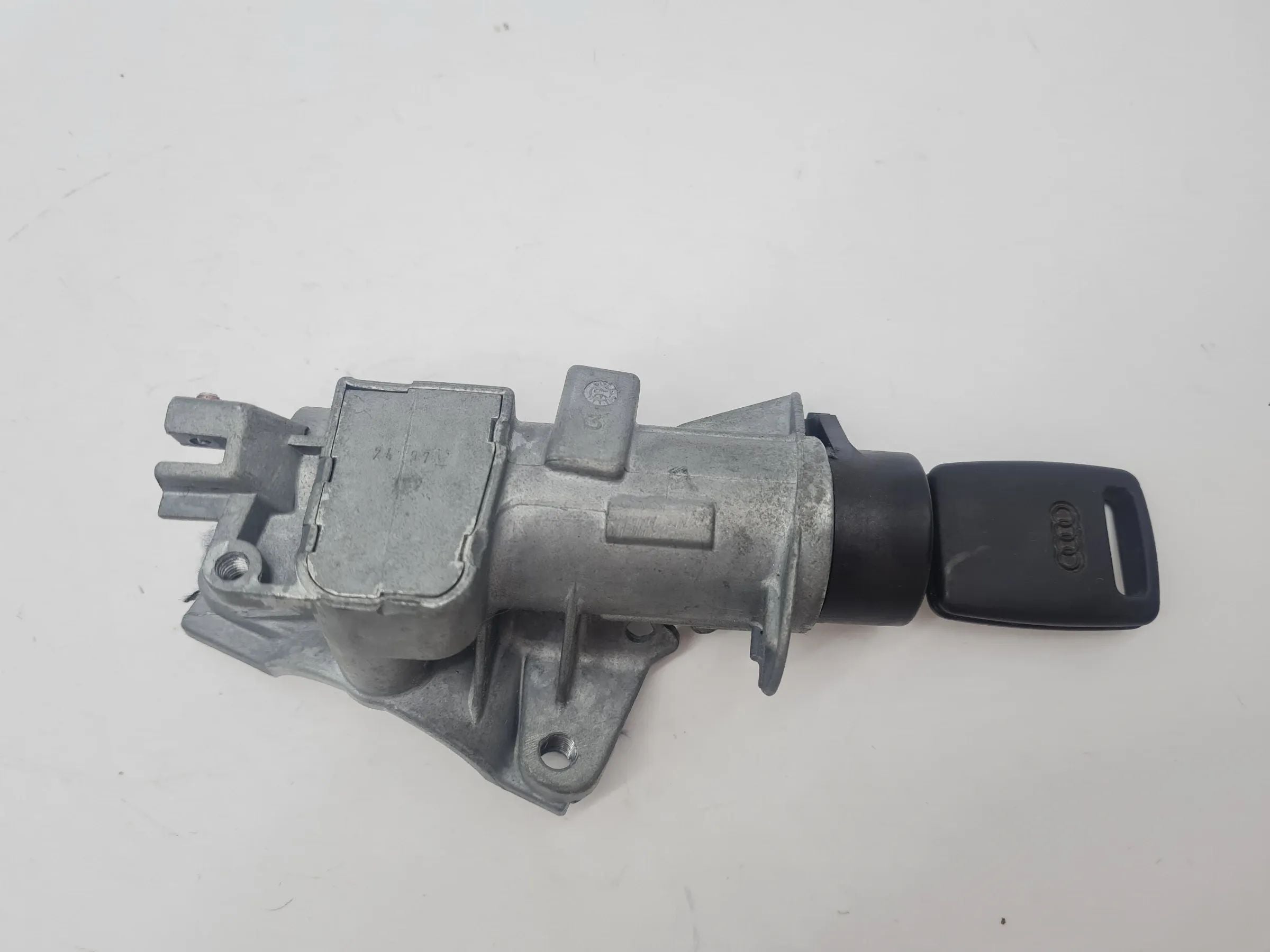 Original Audi A6 (4B2/4B4) Zündschloss mit Schlüssel 1J0419959