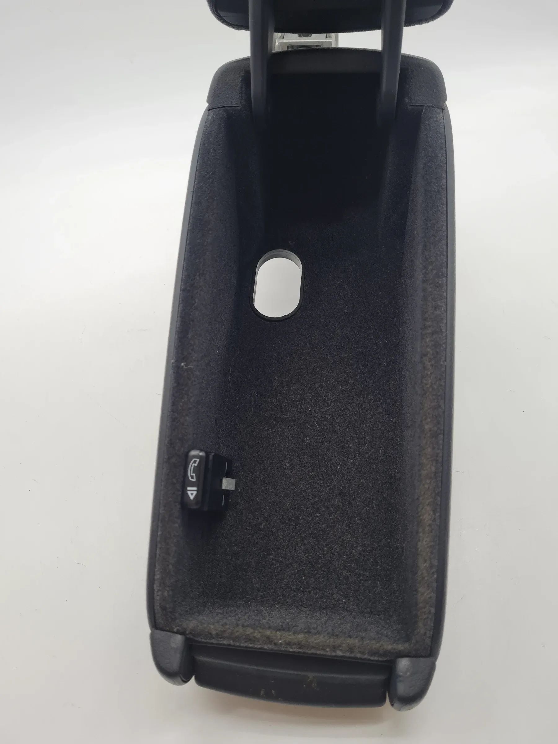 Original Audi A6 (4B2/4B4) Mittelarmlehne Armlehne Stoff 4B0864207K