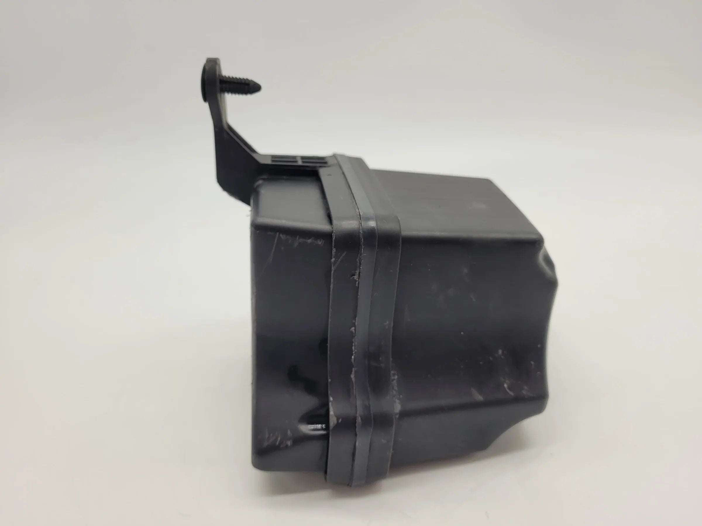 Original Mini One (R50/R53) Luftansaugresonator 1477842-02