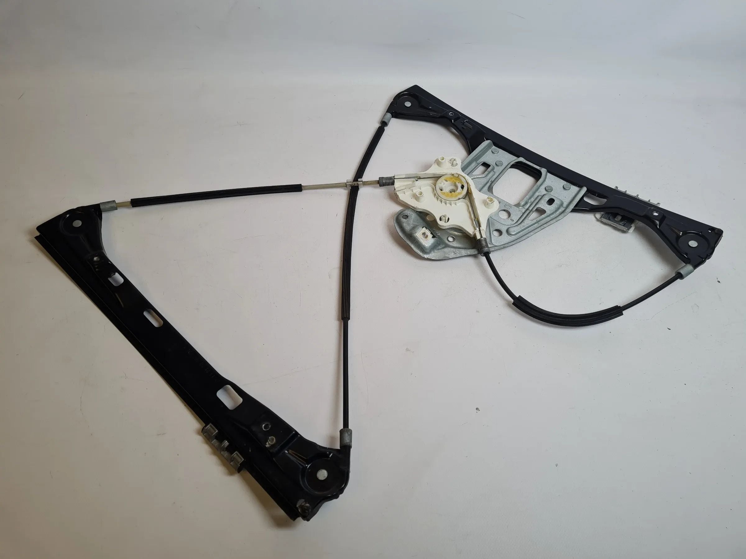 Original Mercedes C-Klasse (CL203) Fensterheber Elek. Links Vorne A2037200546