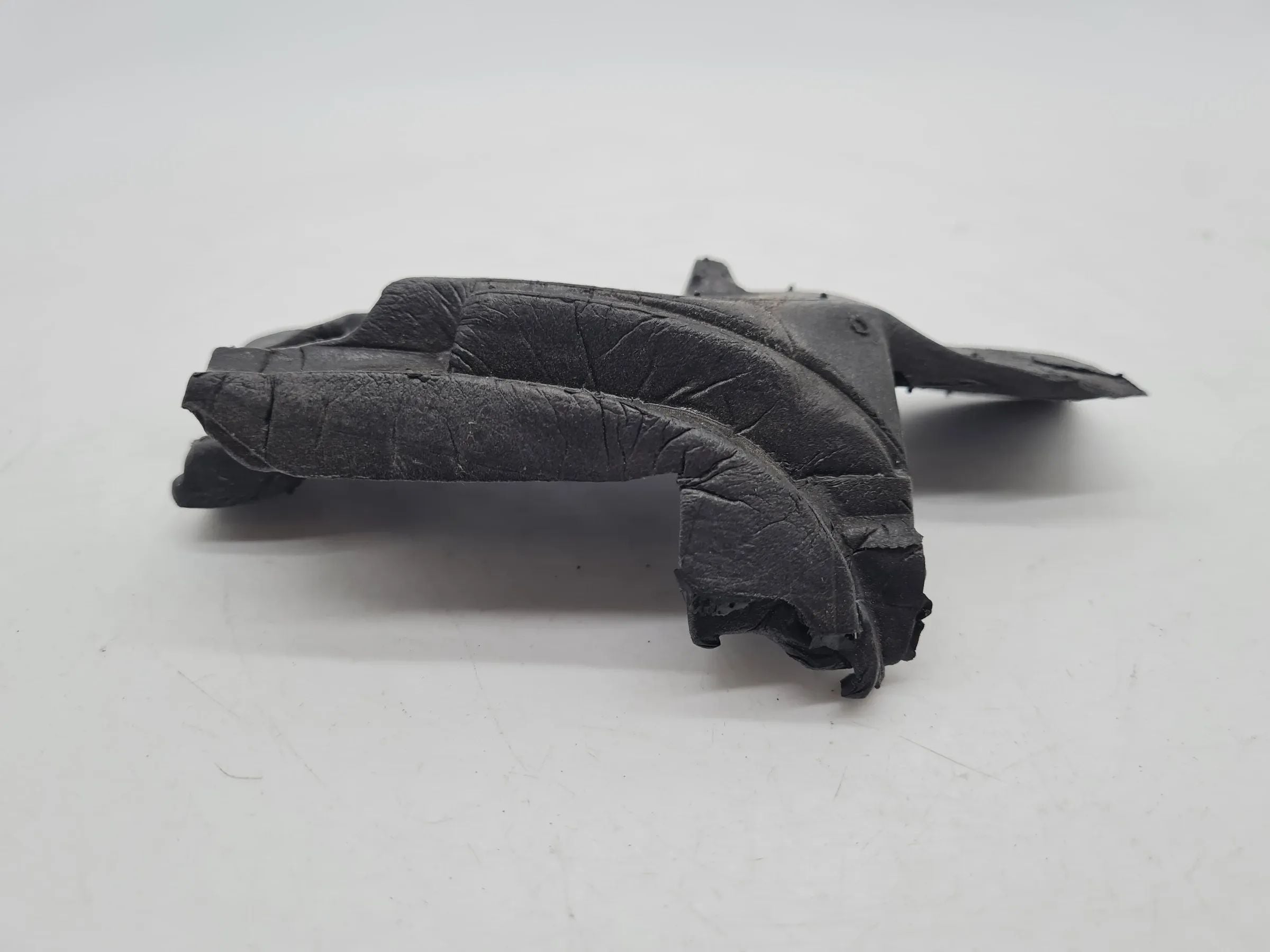 Original Audi A4 (8E/B6/B7) Dichtung Formteil Schaumstoff 8E0867370B