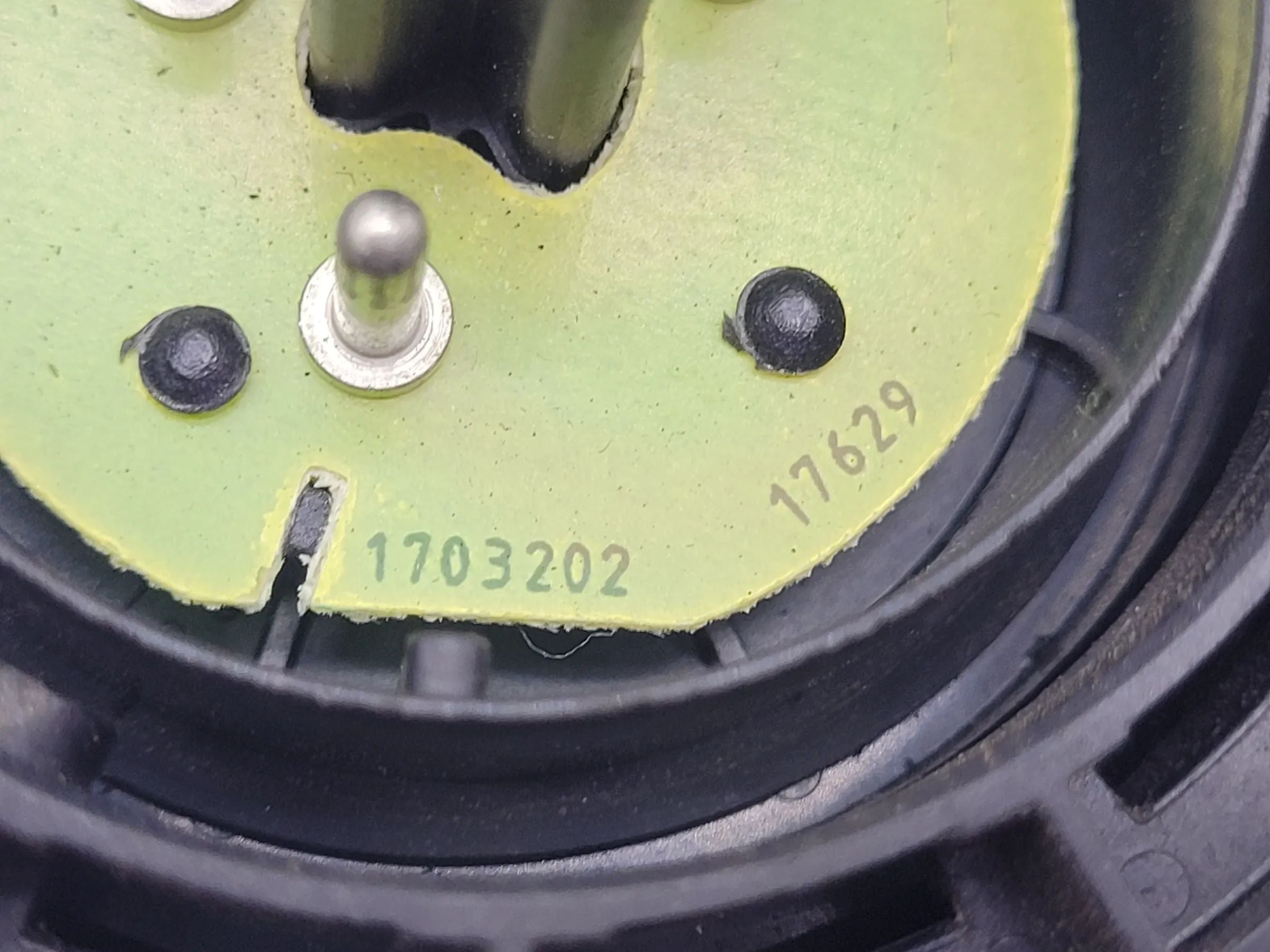 BMW 5er Touring E39 Diagnose Steckergehäuse Deckel 1703202 Original
