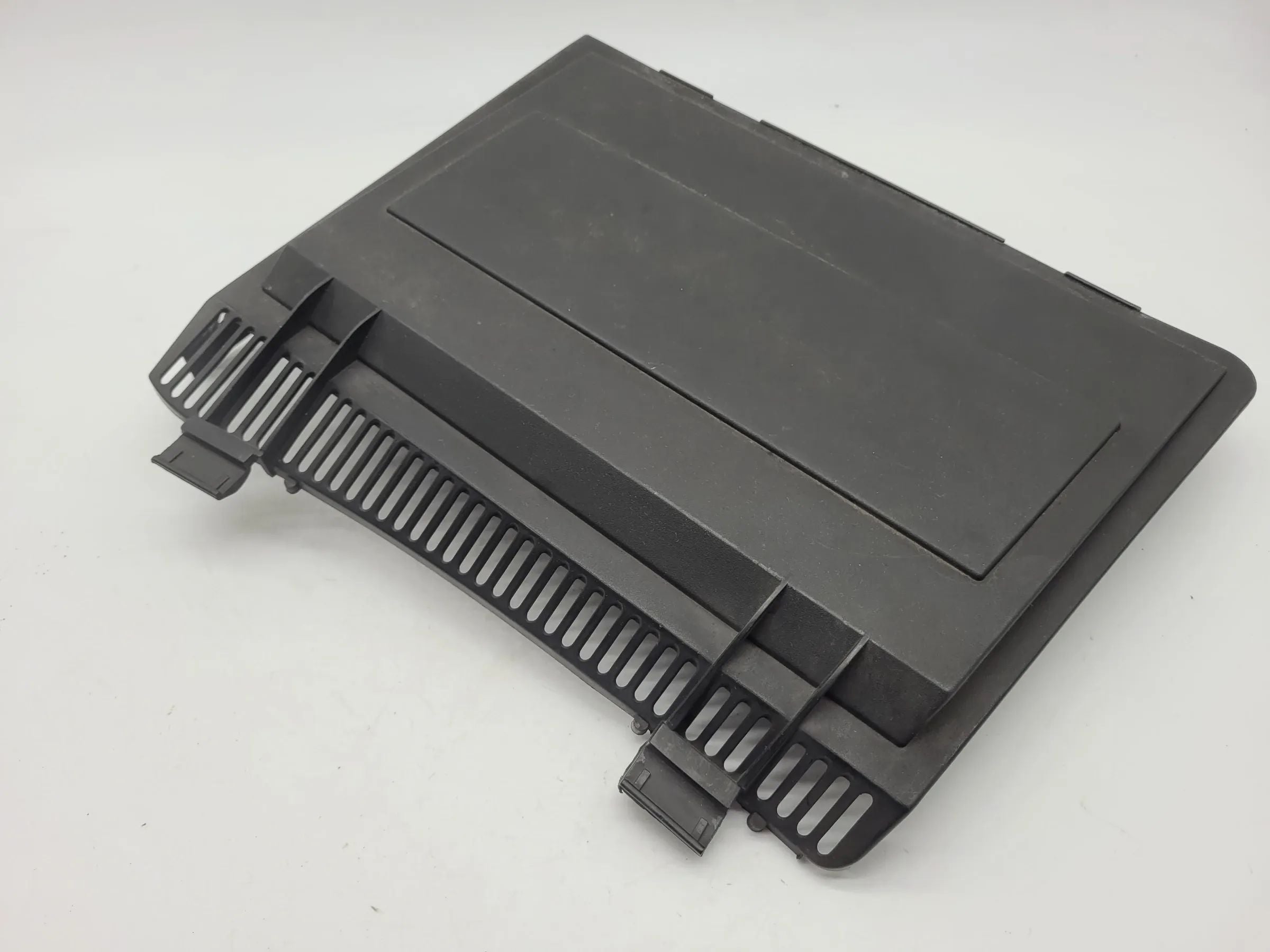 BMW 5er Touring E39 Pollenfilter Gehäuse Deckel Links 64.31-8379627 Original