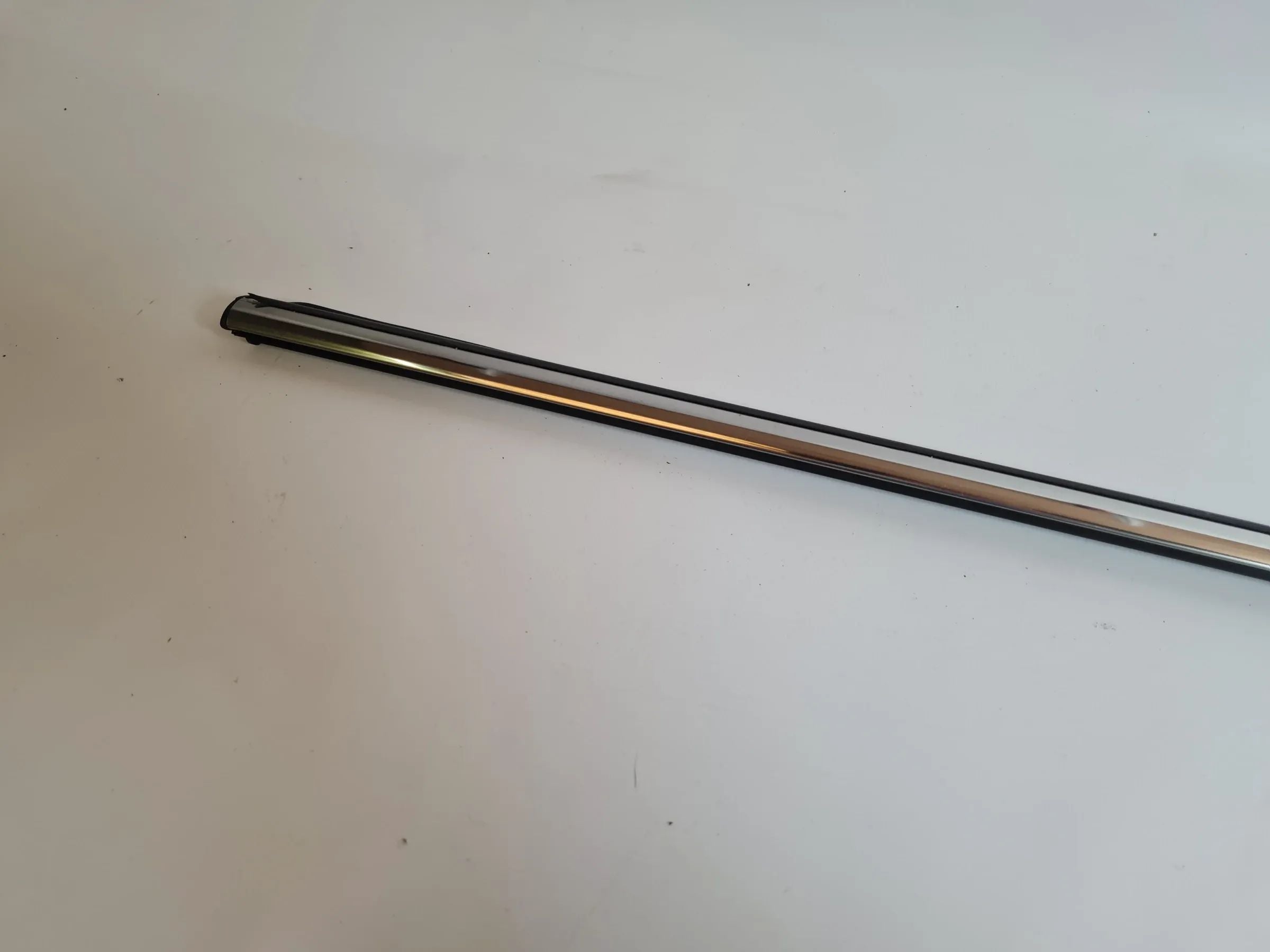 Mini One (R50/R53) Türleiste Zierleiste Rechts (an 7039866) (Original)