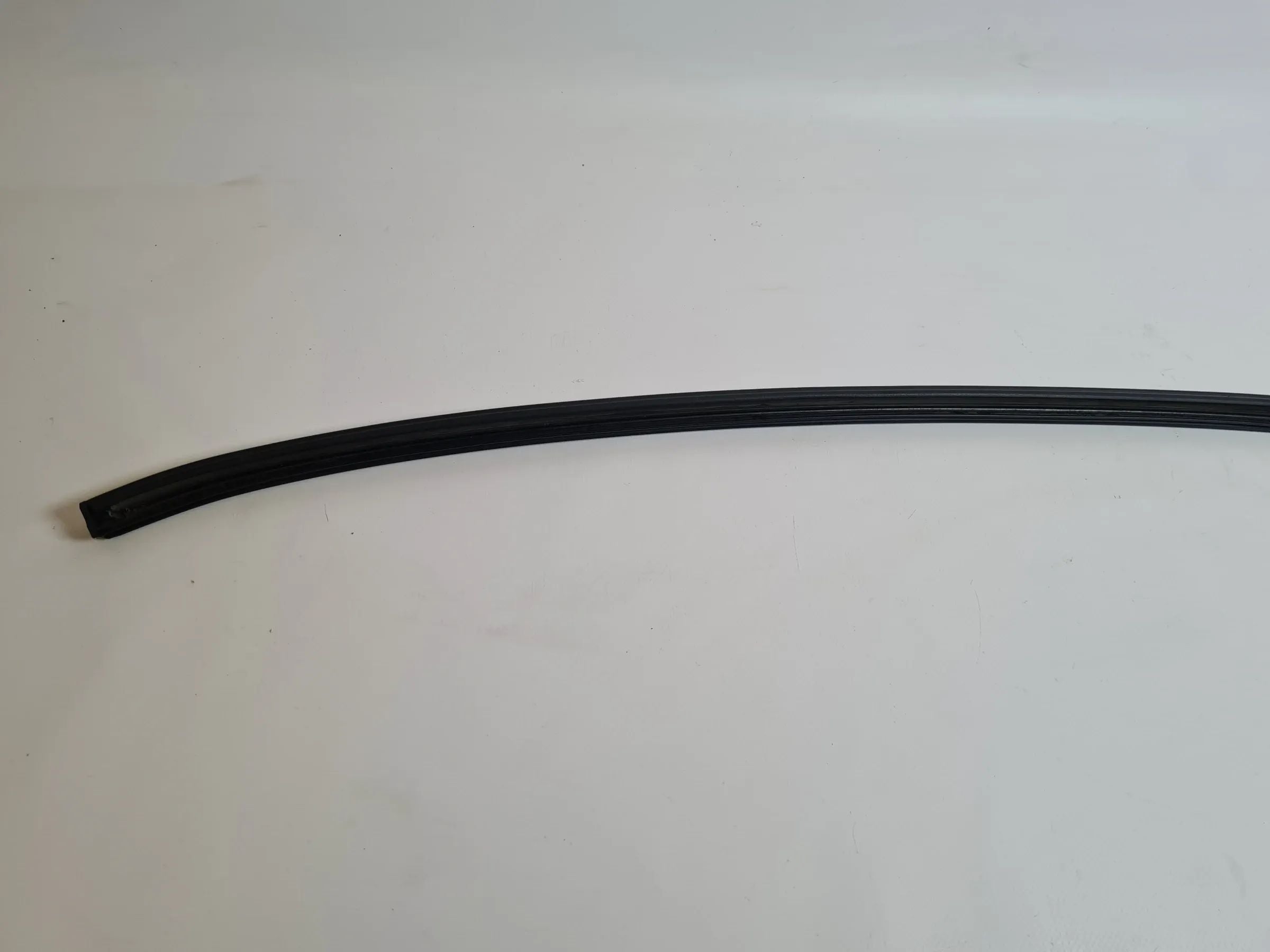Mini One (R50/R53) Heckleiste Zierleiste Oben Hinten 51.31-7054068 (Original)