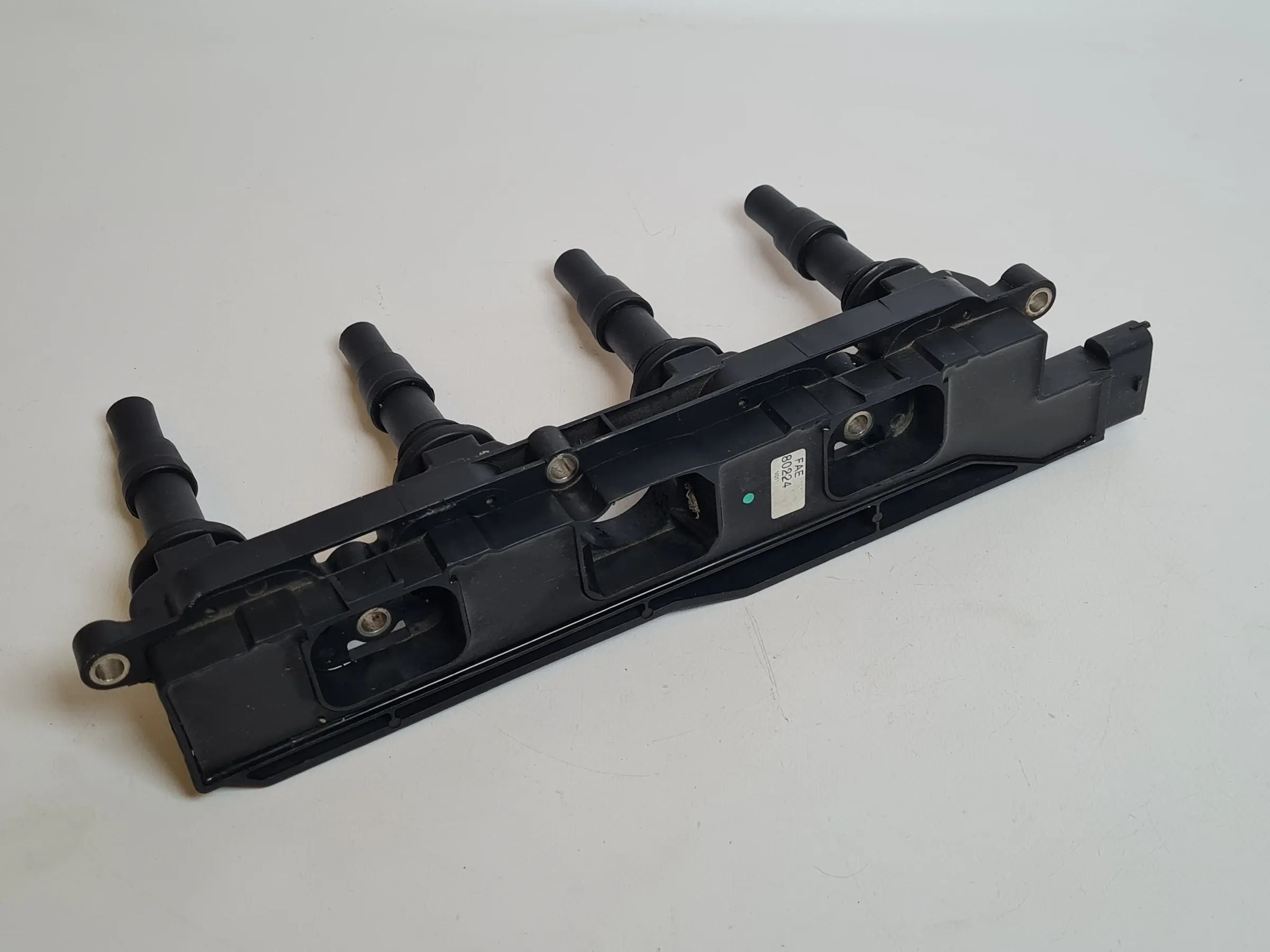 Opel T98/J96/Z02/X03 etc. Zündspule FAE80224 (Original)