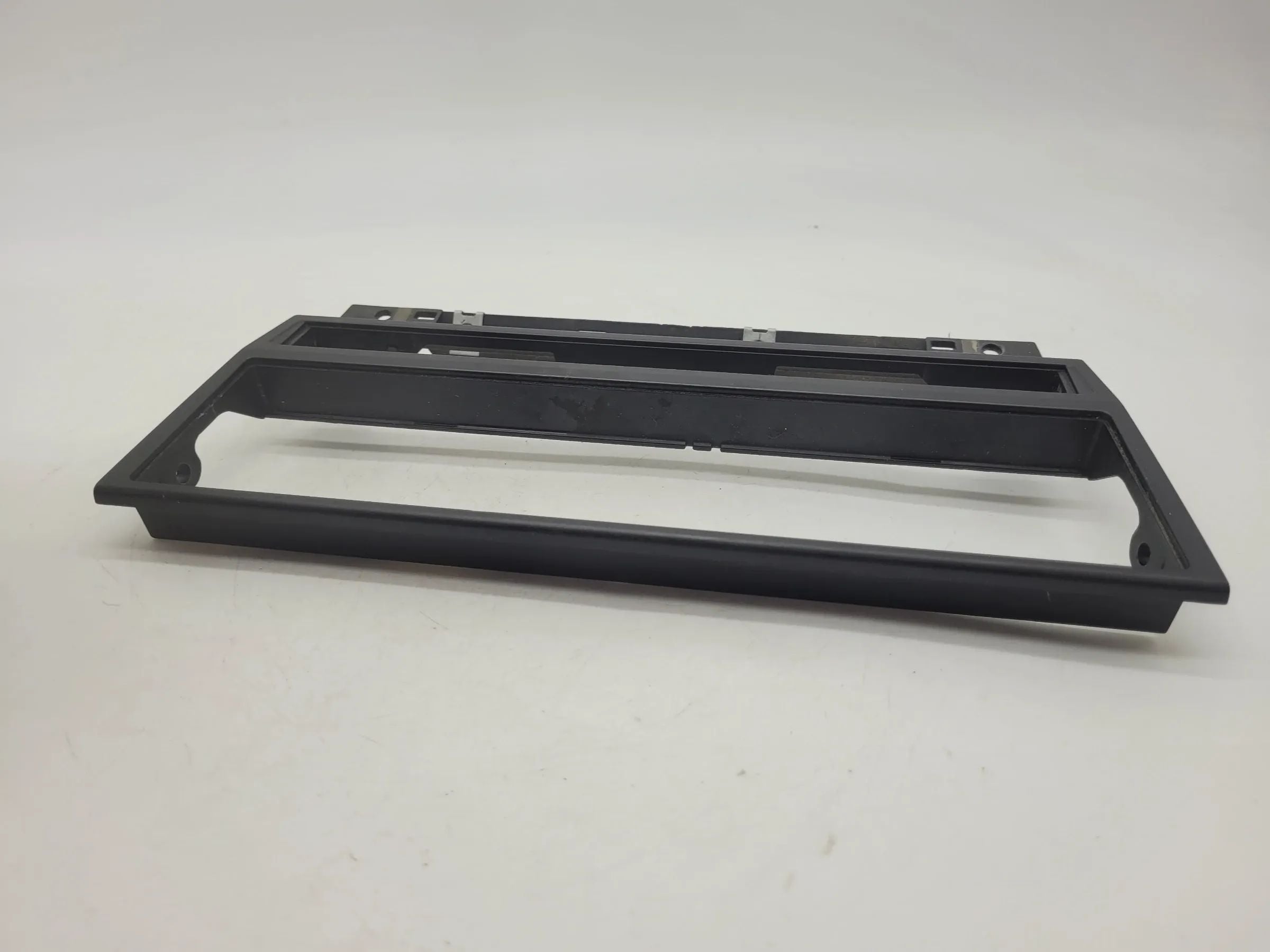 BMW 5er Touring E39 Mittelkonsole Einbaurahmen Blende 8247302 Original