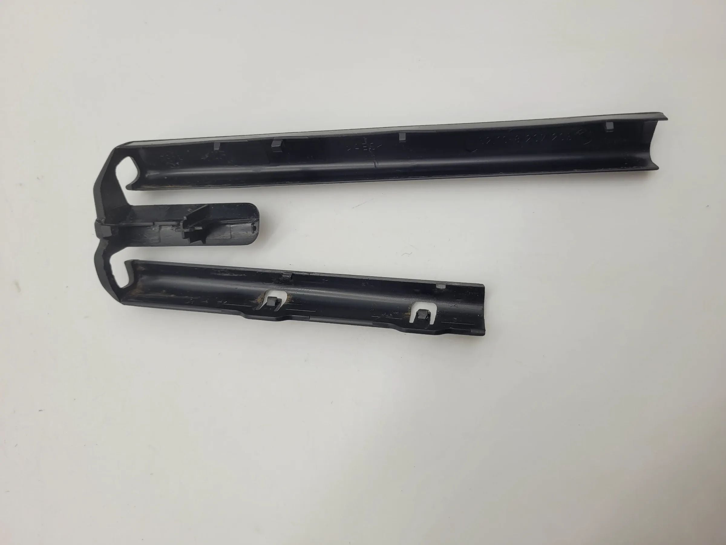 BMW 7er E38 Abdeckung Sitzschiene Links Vorne 52.10-8207205 Original