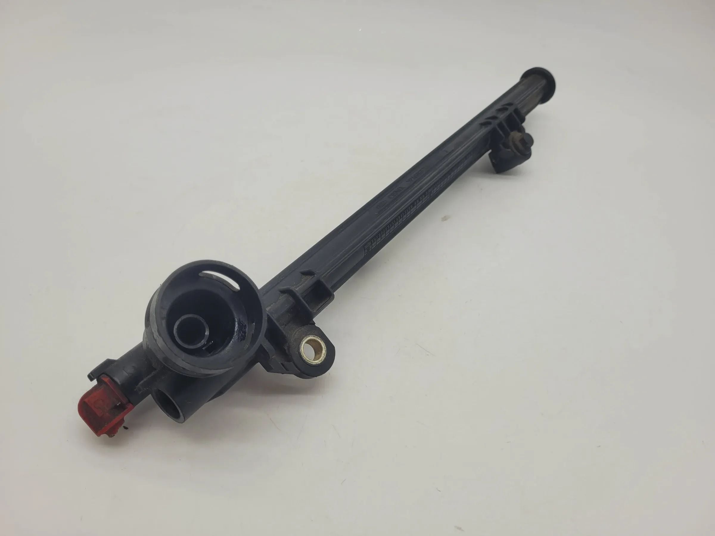Ford Fiesta IV 4 Kraftstoffverteiler Einspritzleiste 98BF-9E317-AA (Original)